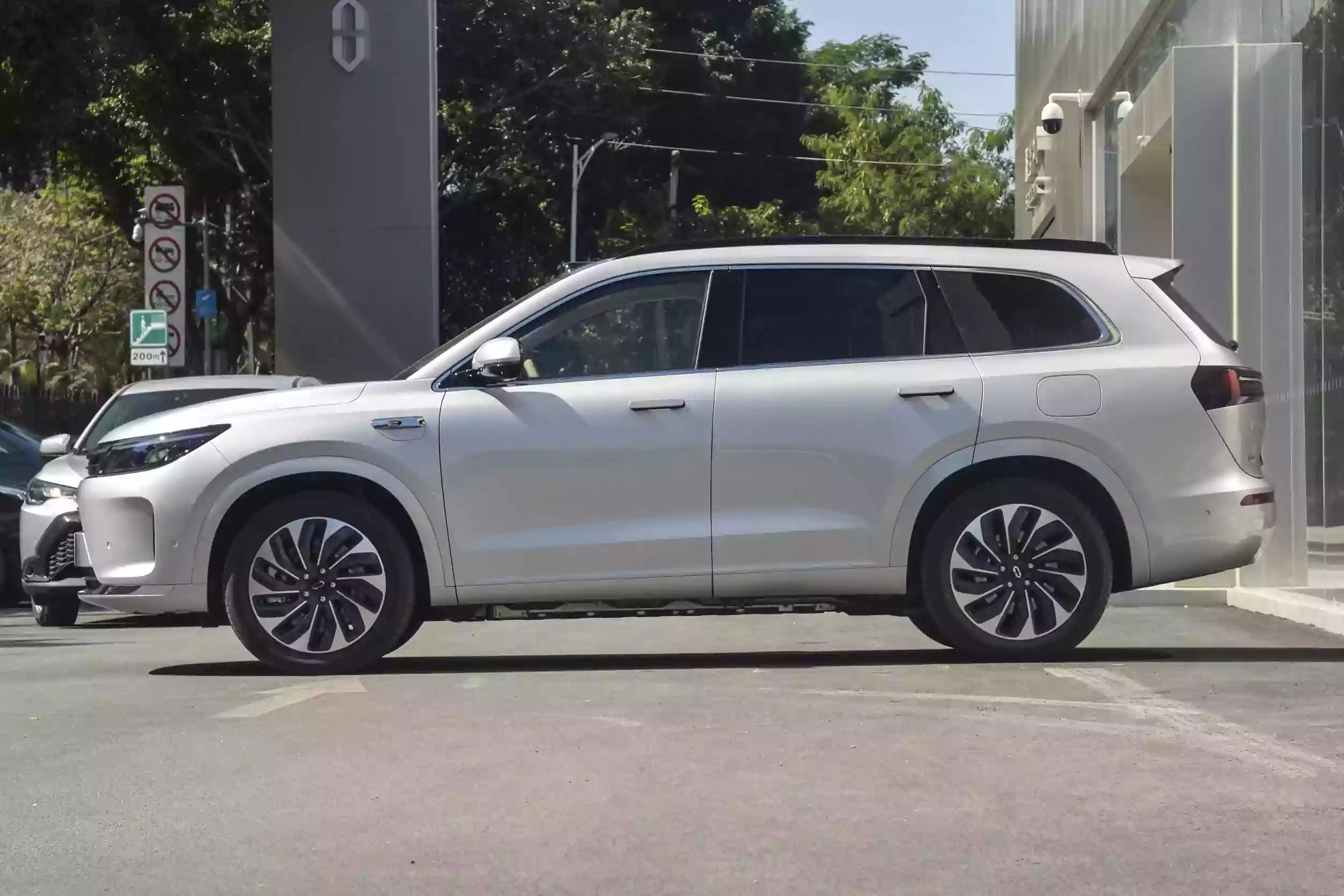 AITO M7 2024 appearance-3