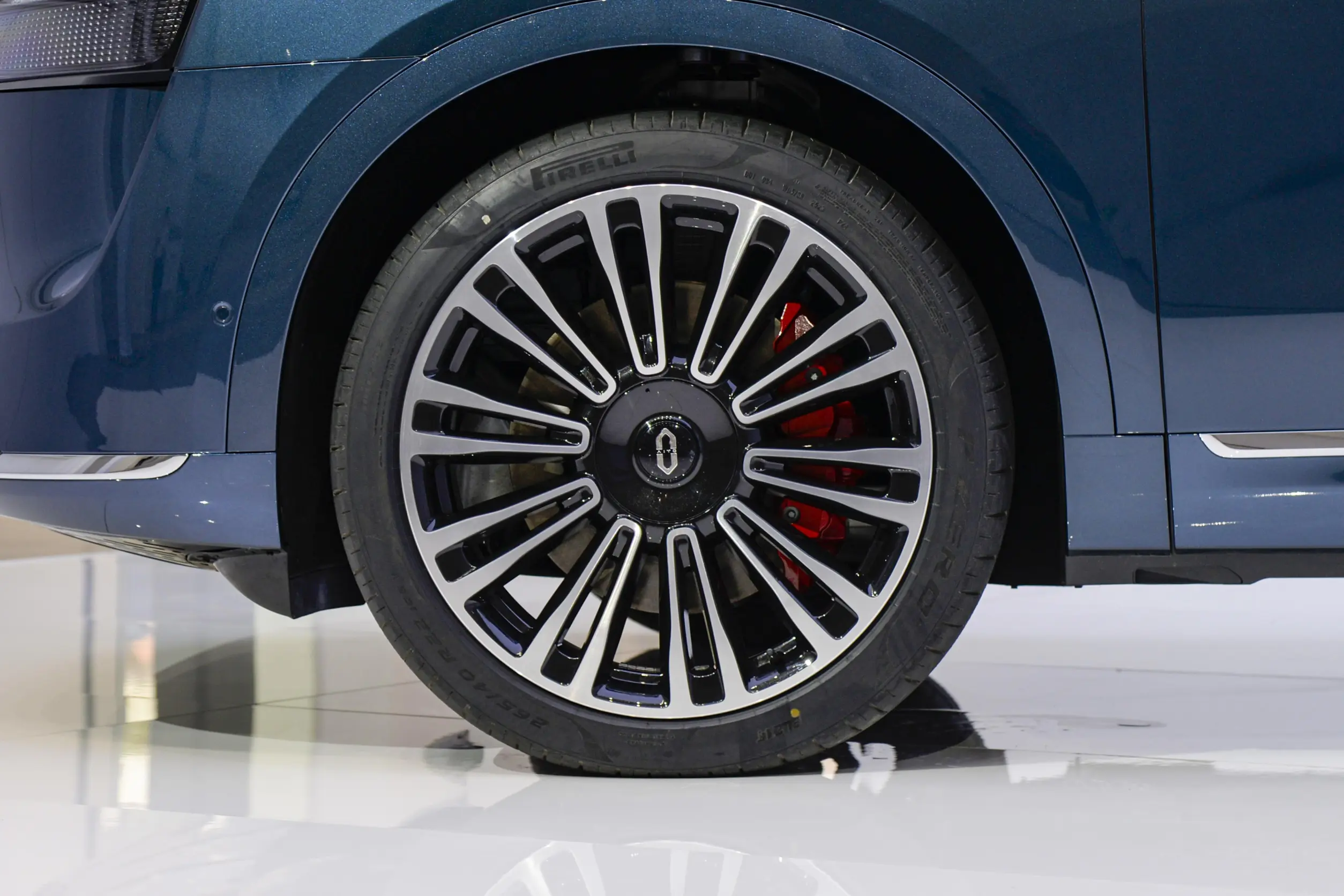 AITO M9 2023 EV appearance-8