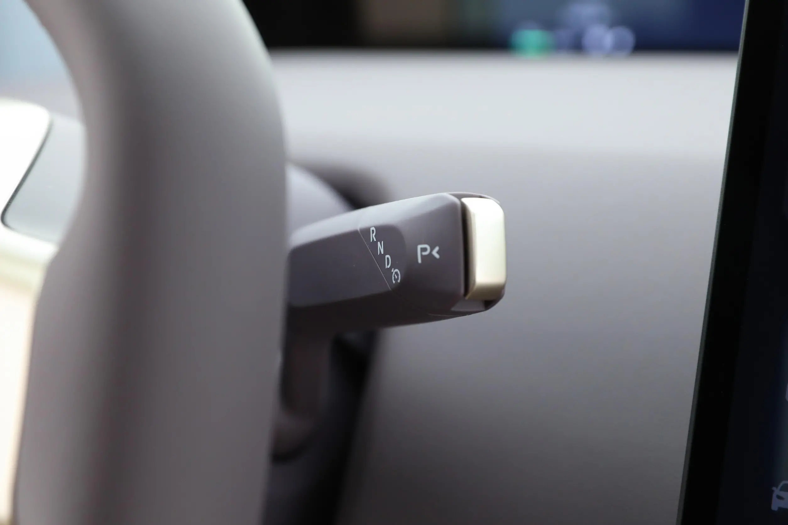 AVATR 12 2023 interior-3