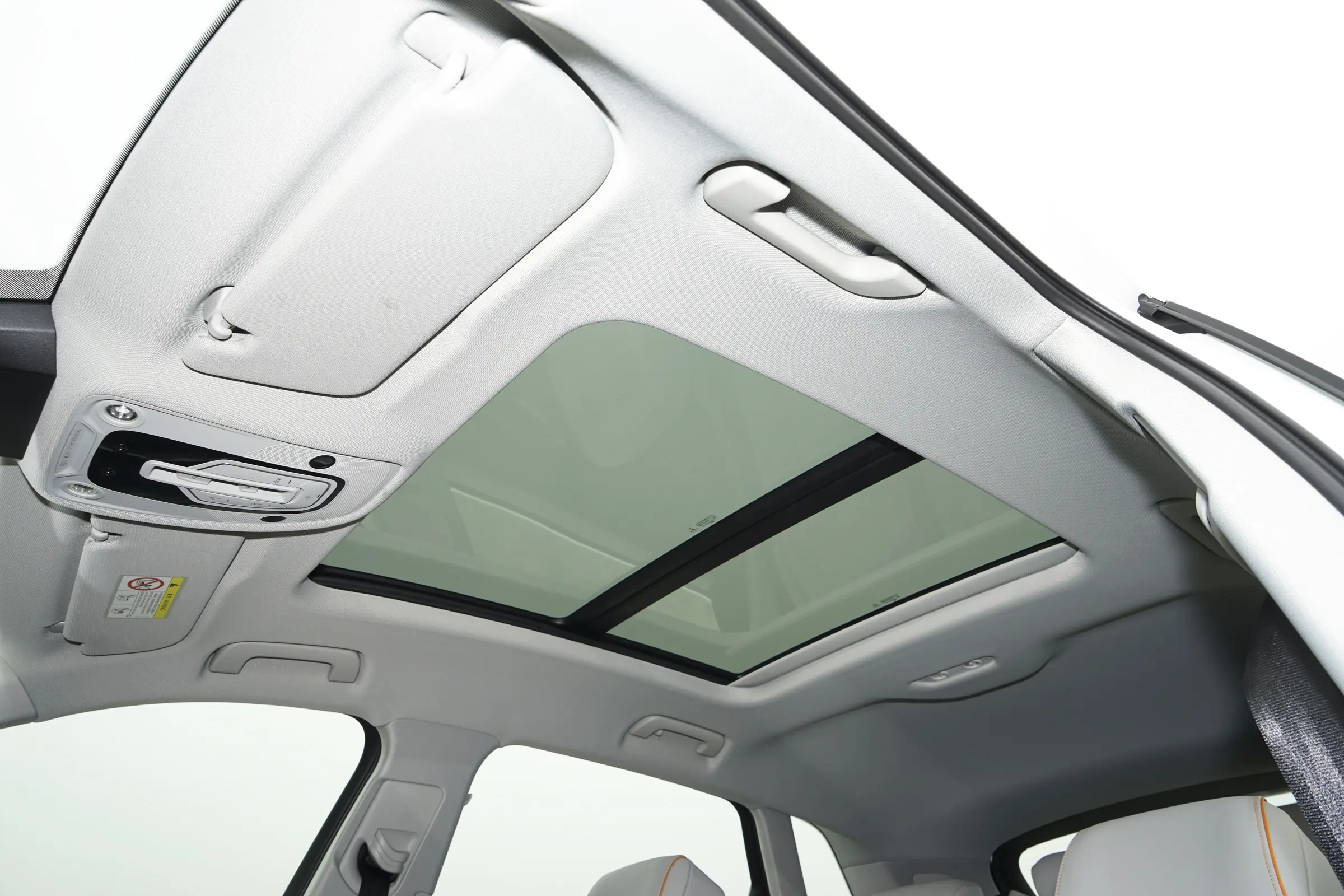 Audi e-tron 2021 space-3