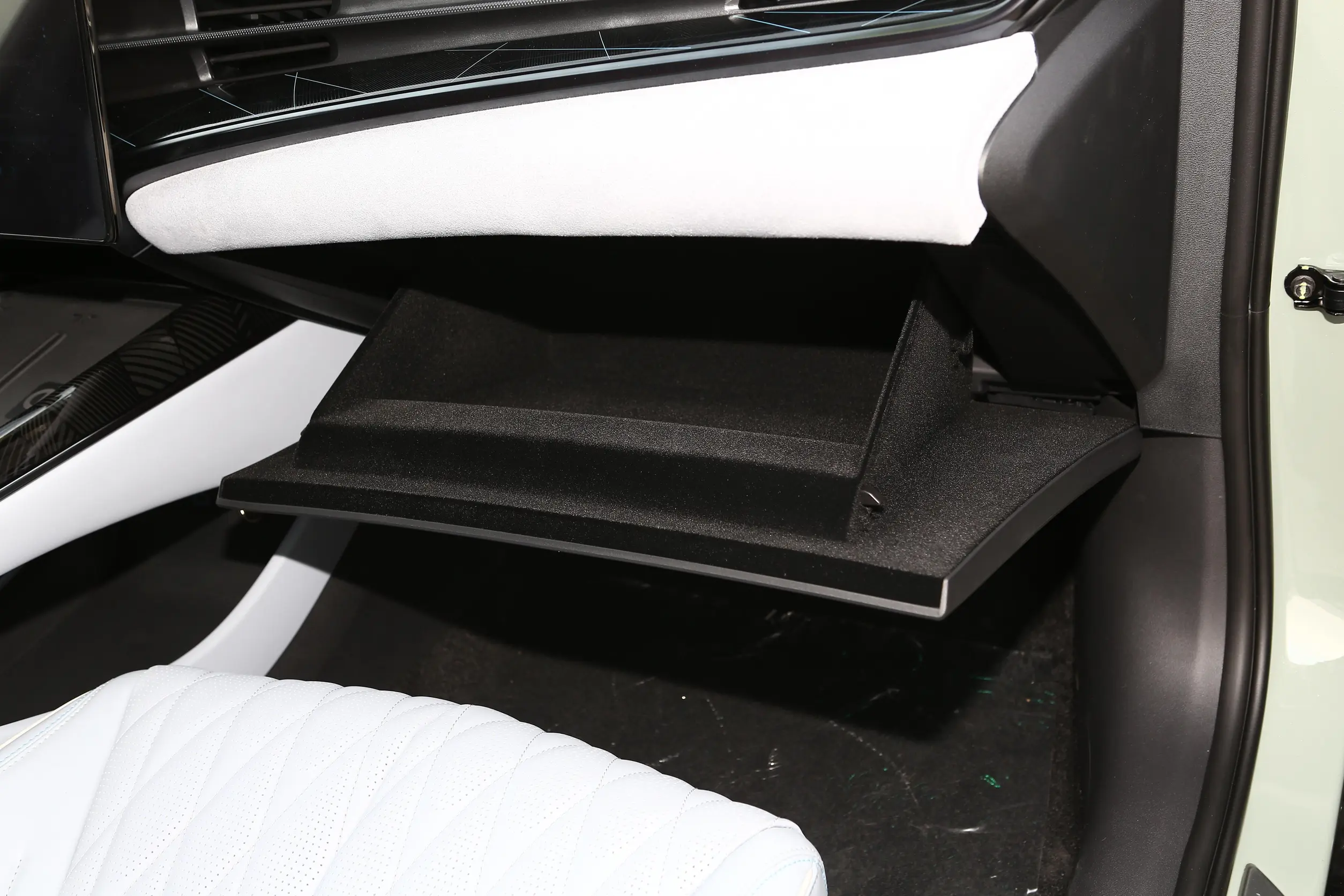 BYD Seal 2023 interior-4