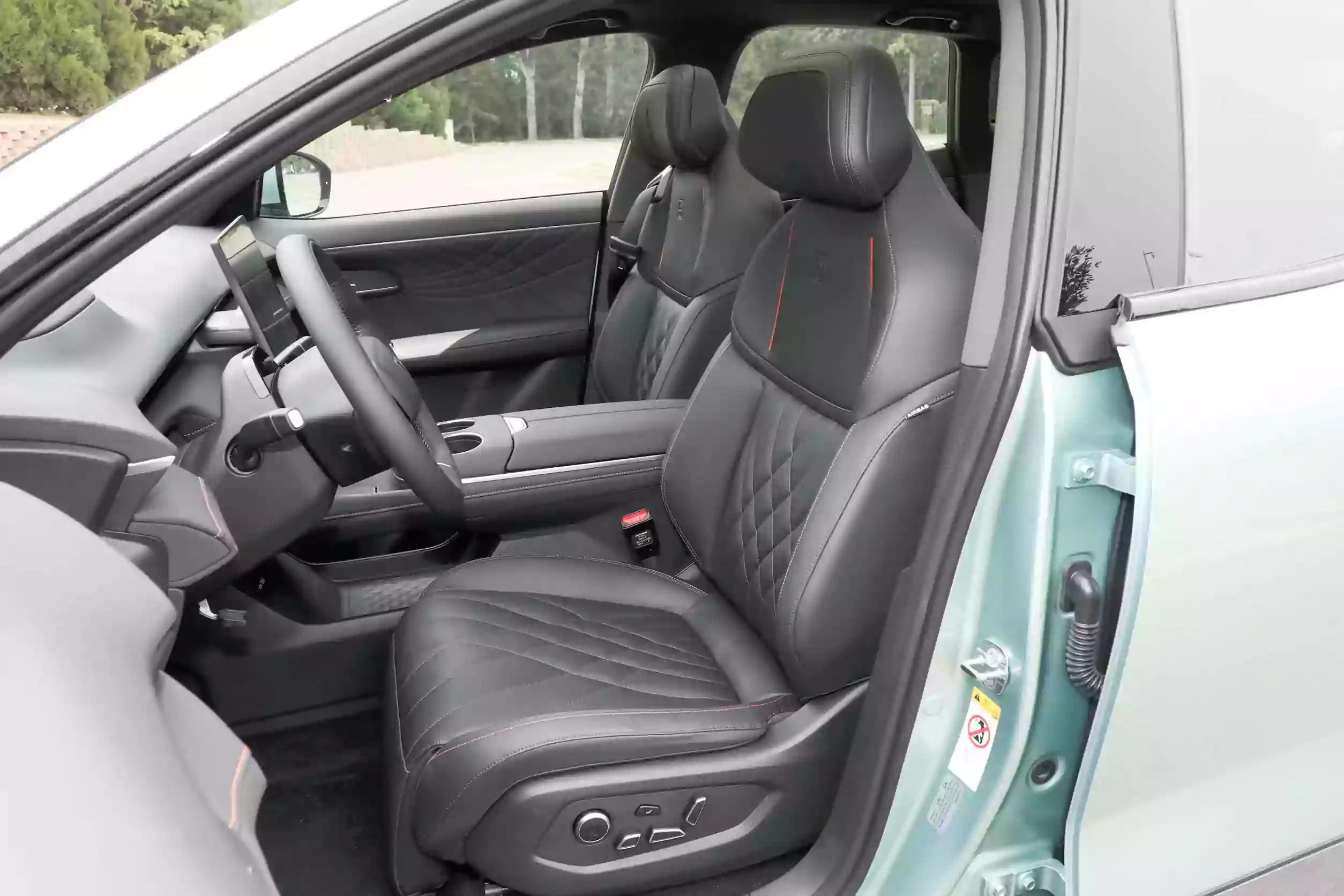 Changan DEEPAL S7 2023 space-1