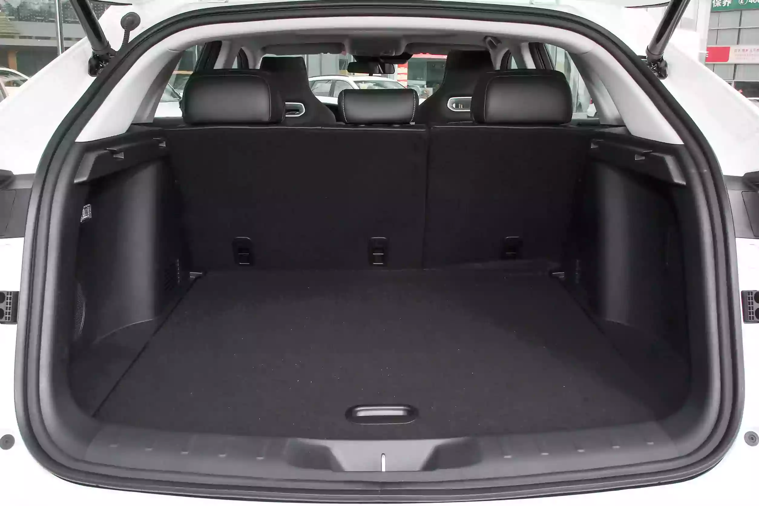 Changan UNI-K 2024 space-4