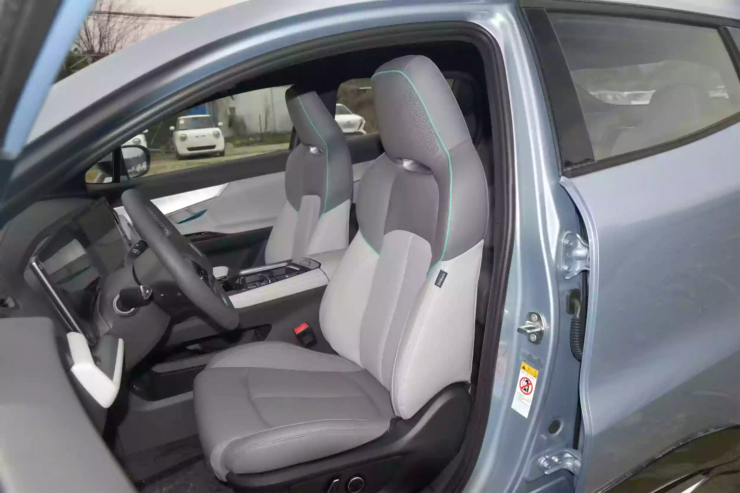 Changan UNI-T 2023 space-1