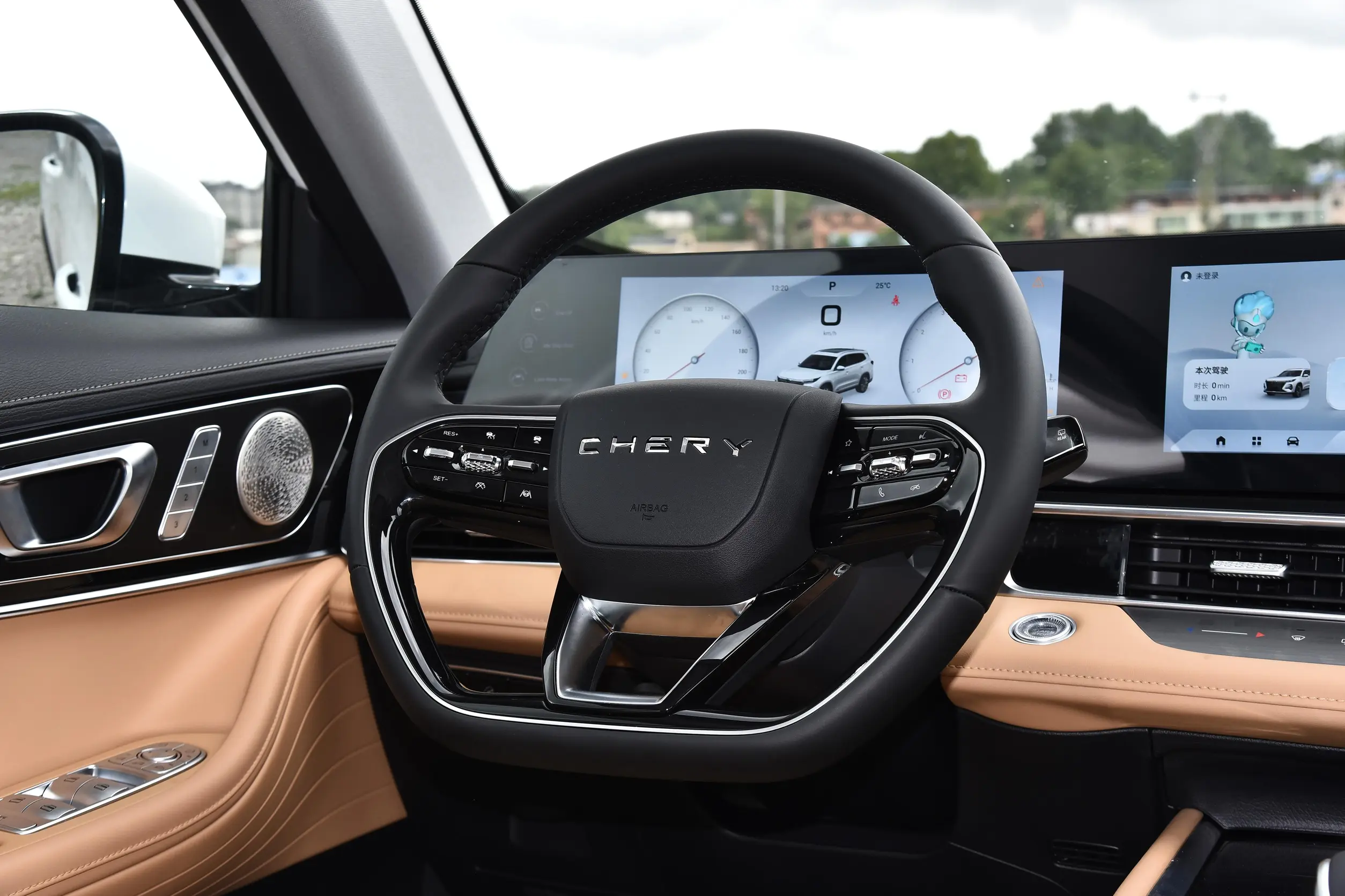 Chery Tiggo 8 PRO 2024 interior-2