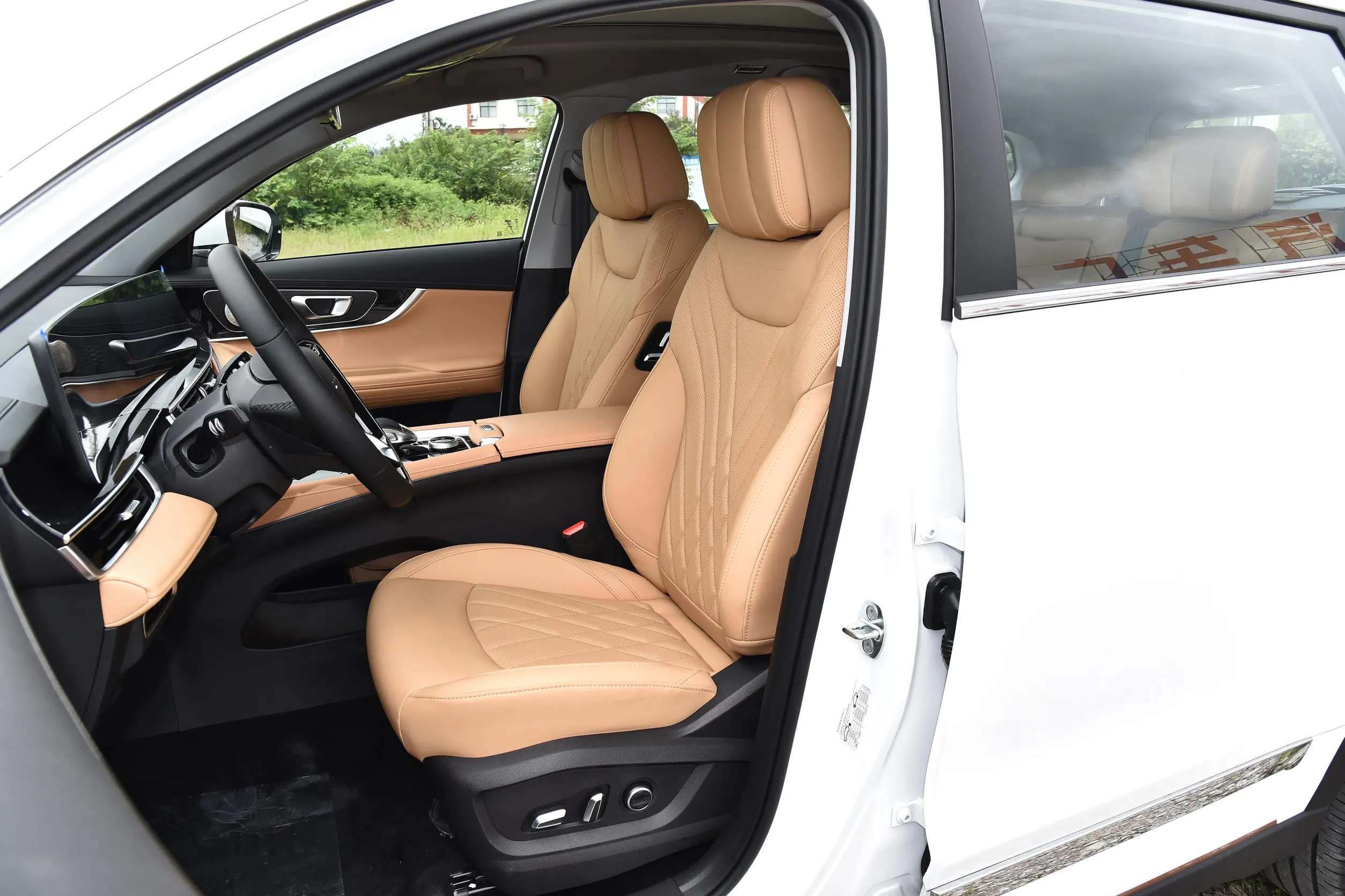 Chery Tiggo 8 PRO 2024 space-1