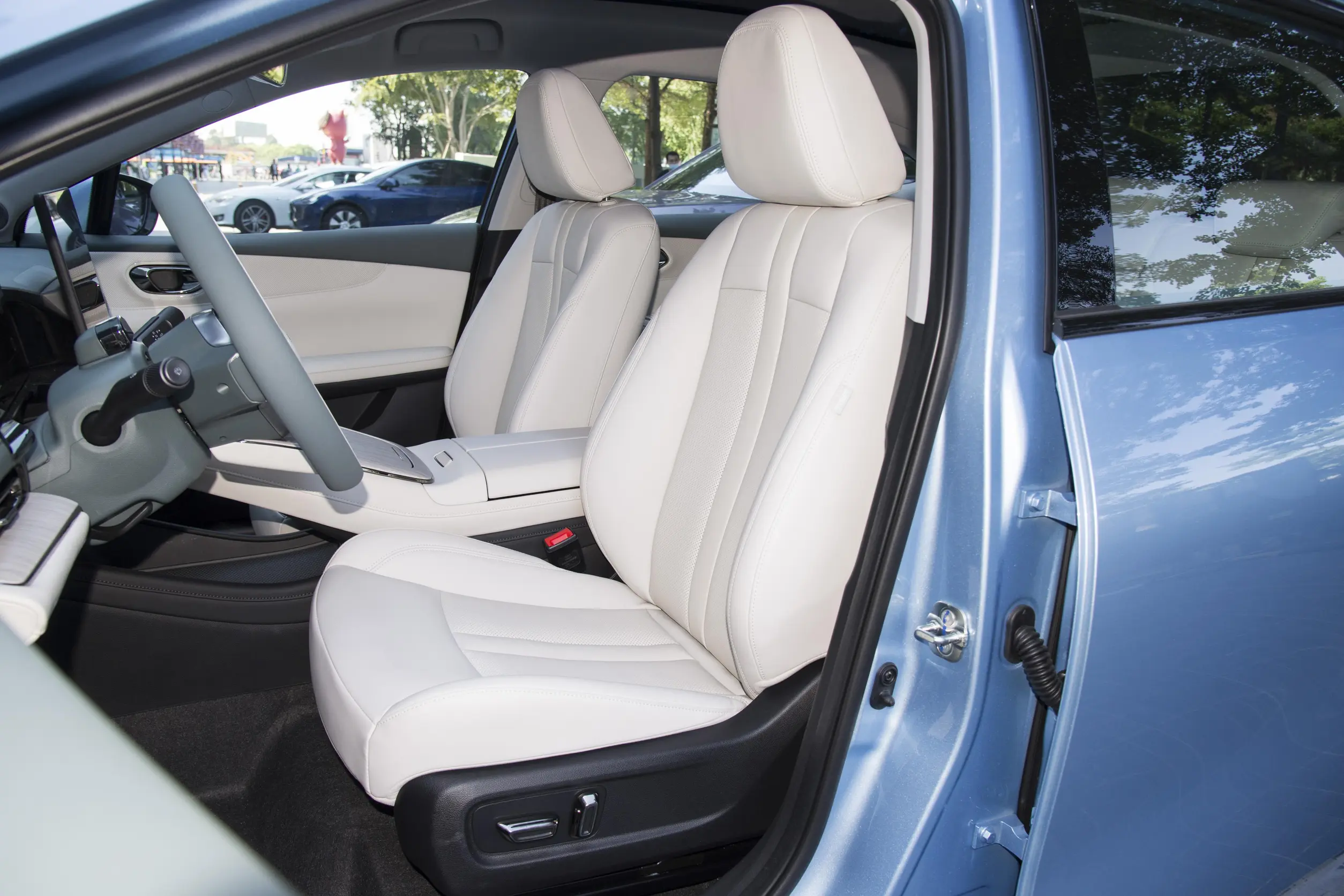 GAC Aion S 2024 sapce-1