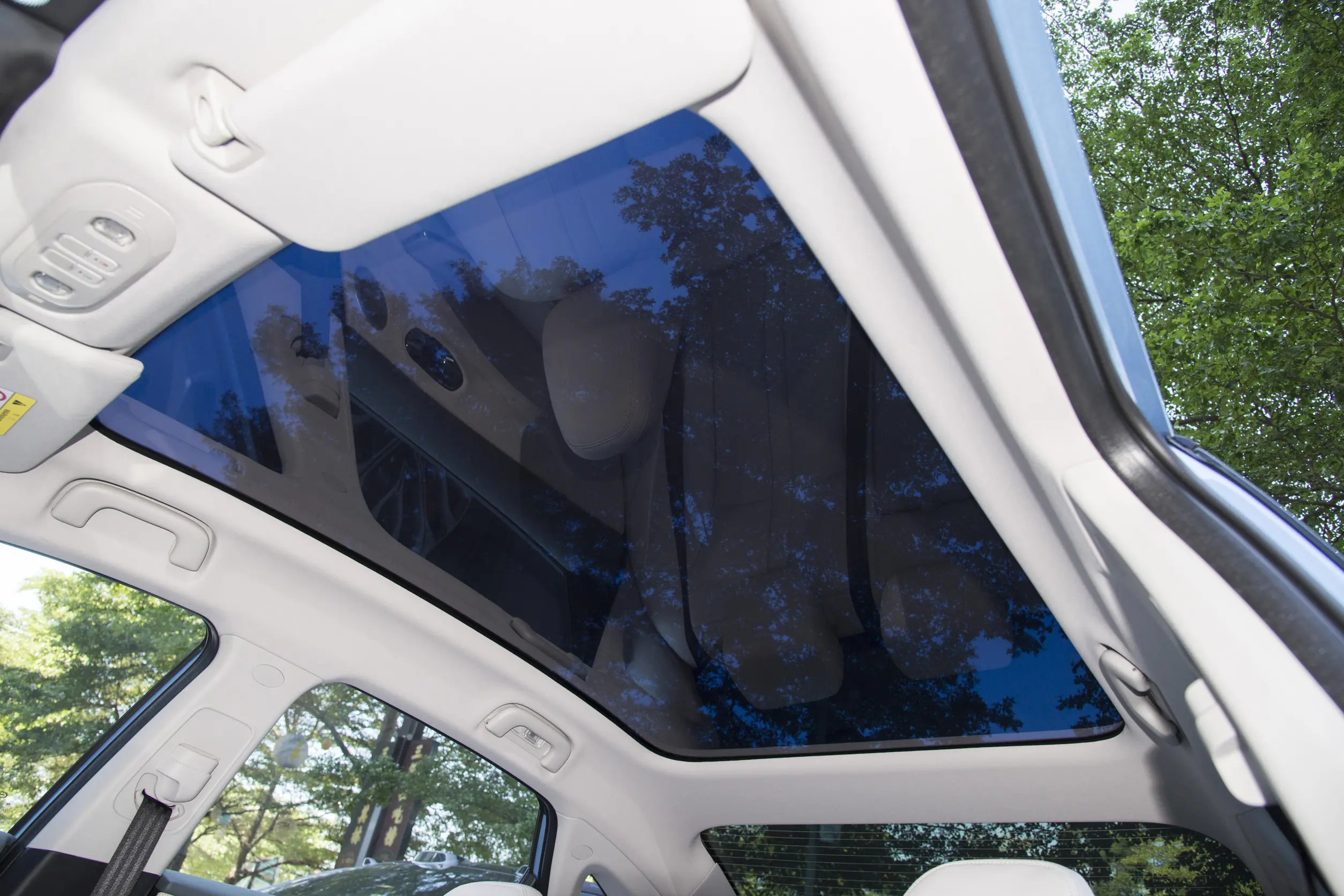 GAC Aion S 2024 sapce-3