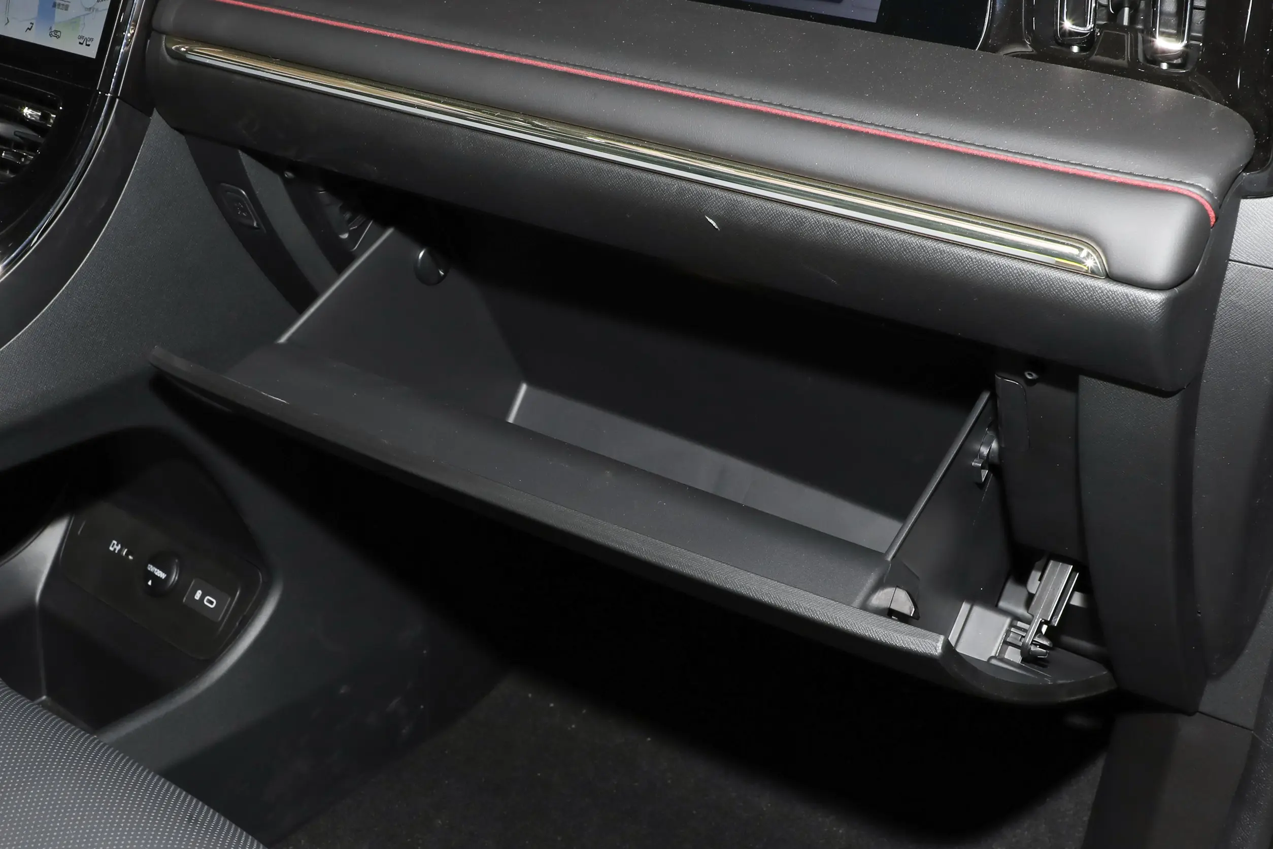 GAC Trumpchi E9 PHEV 2023 interior-4