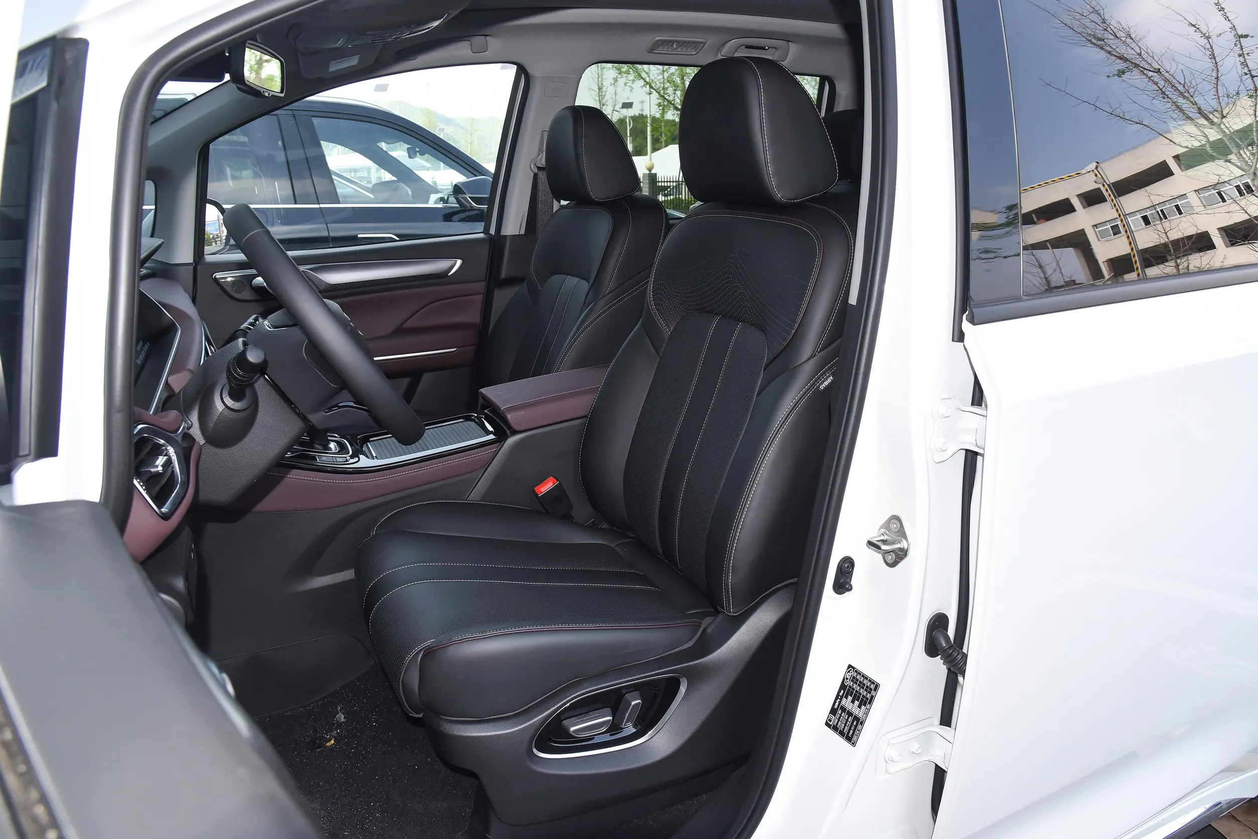 GAC Trumpchi M6 2023 space-1