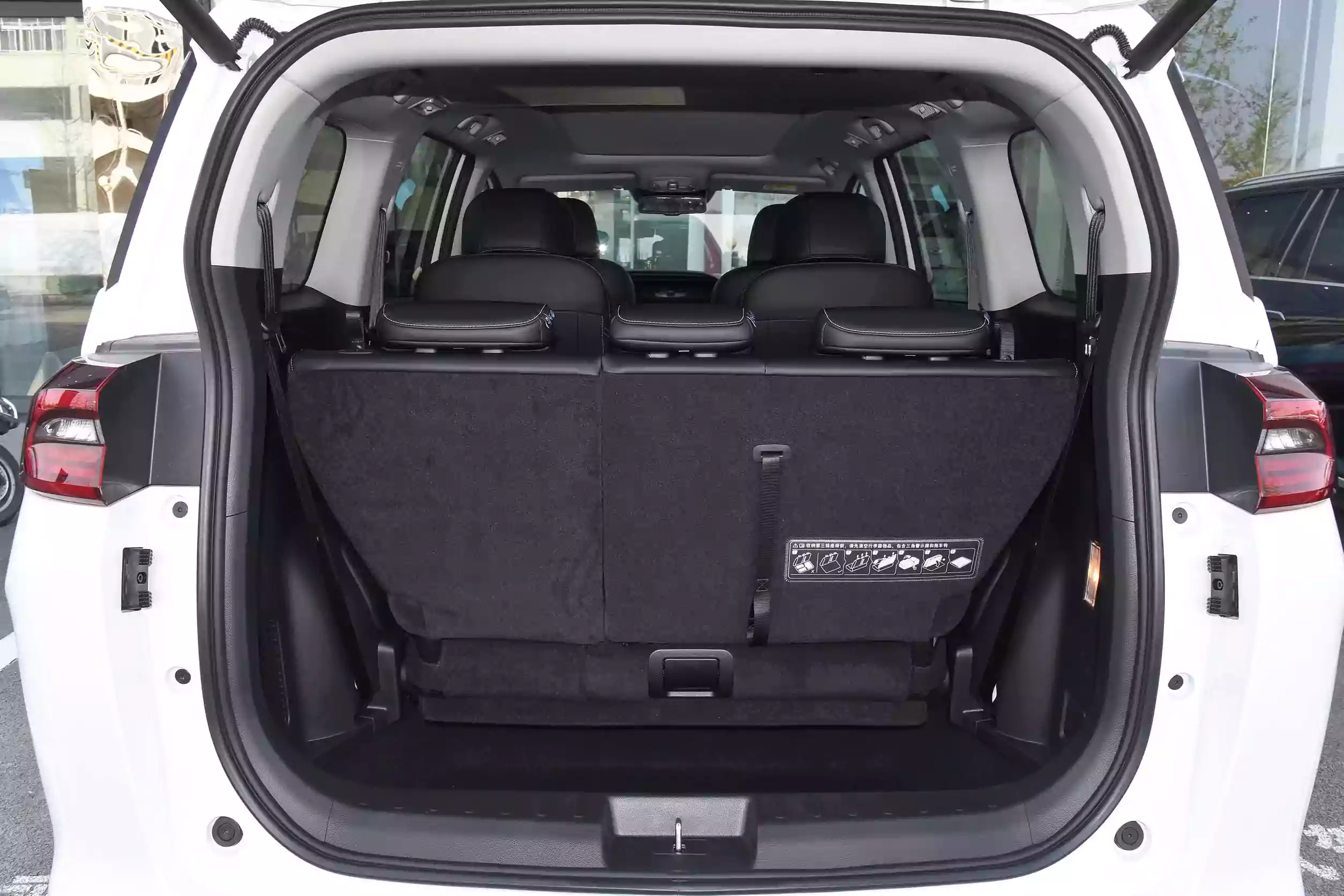 GAC Trumpchi M6 2023 space-4