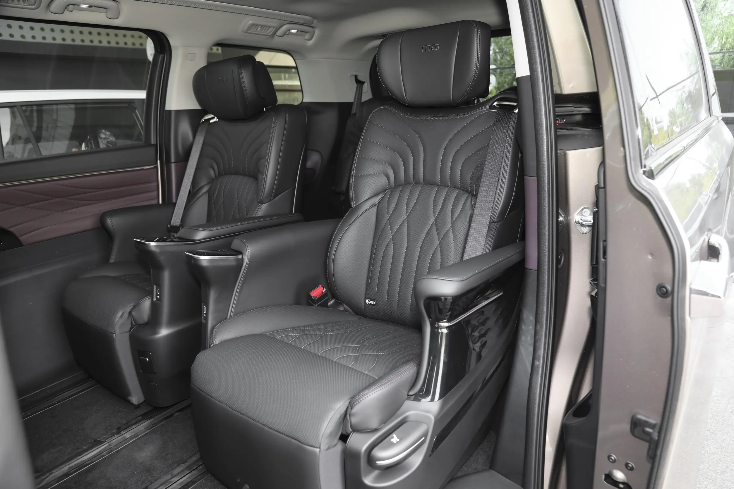 GAC Trumpchi M8 2024 space-2