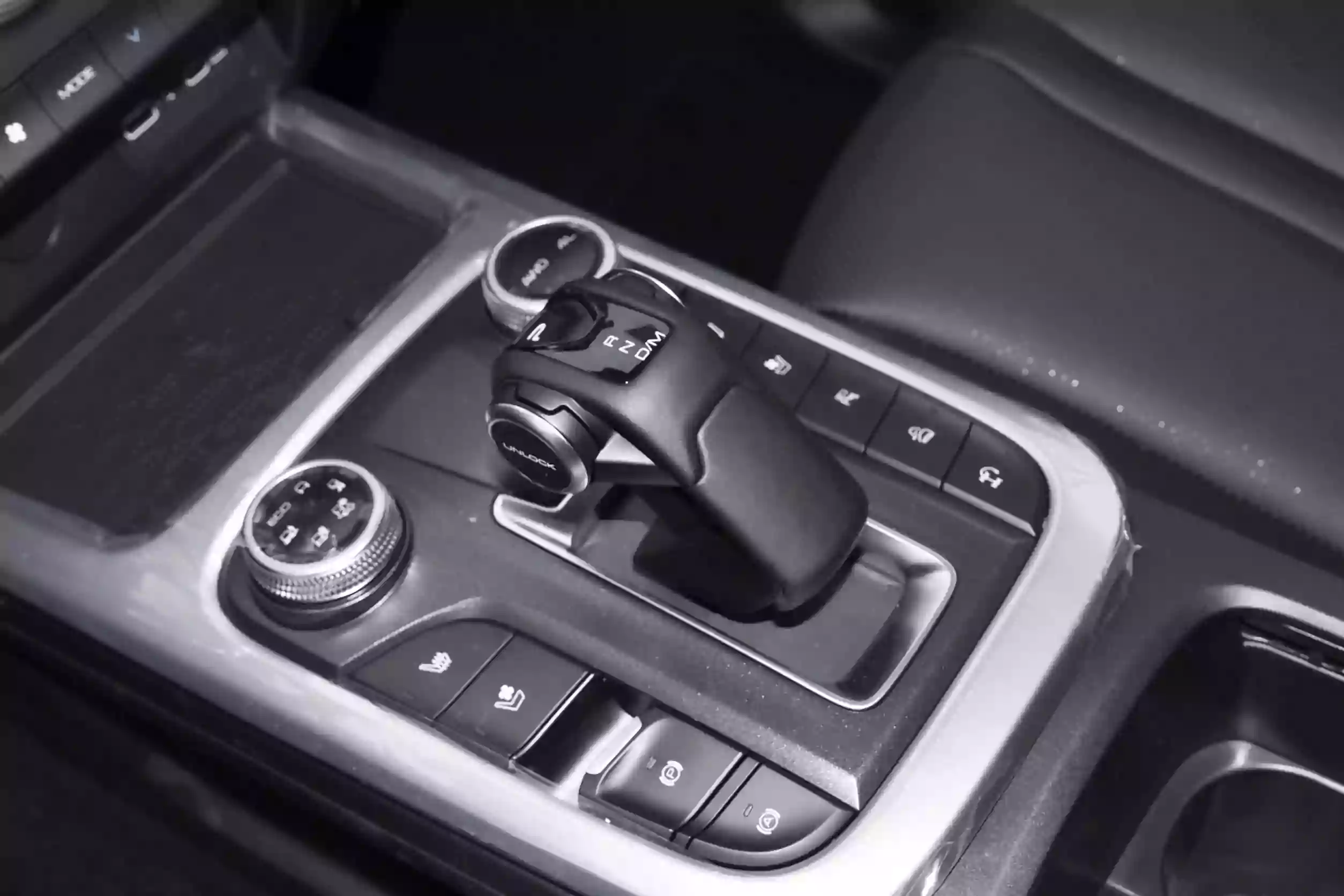 GWM Tank 300 2024 interior-3