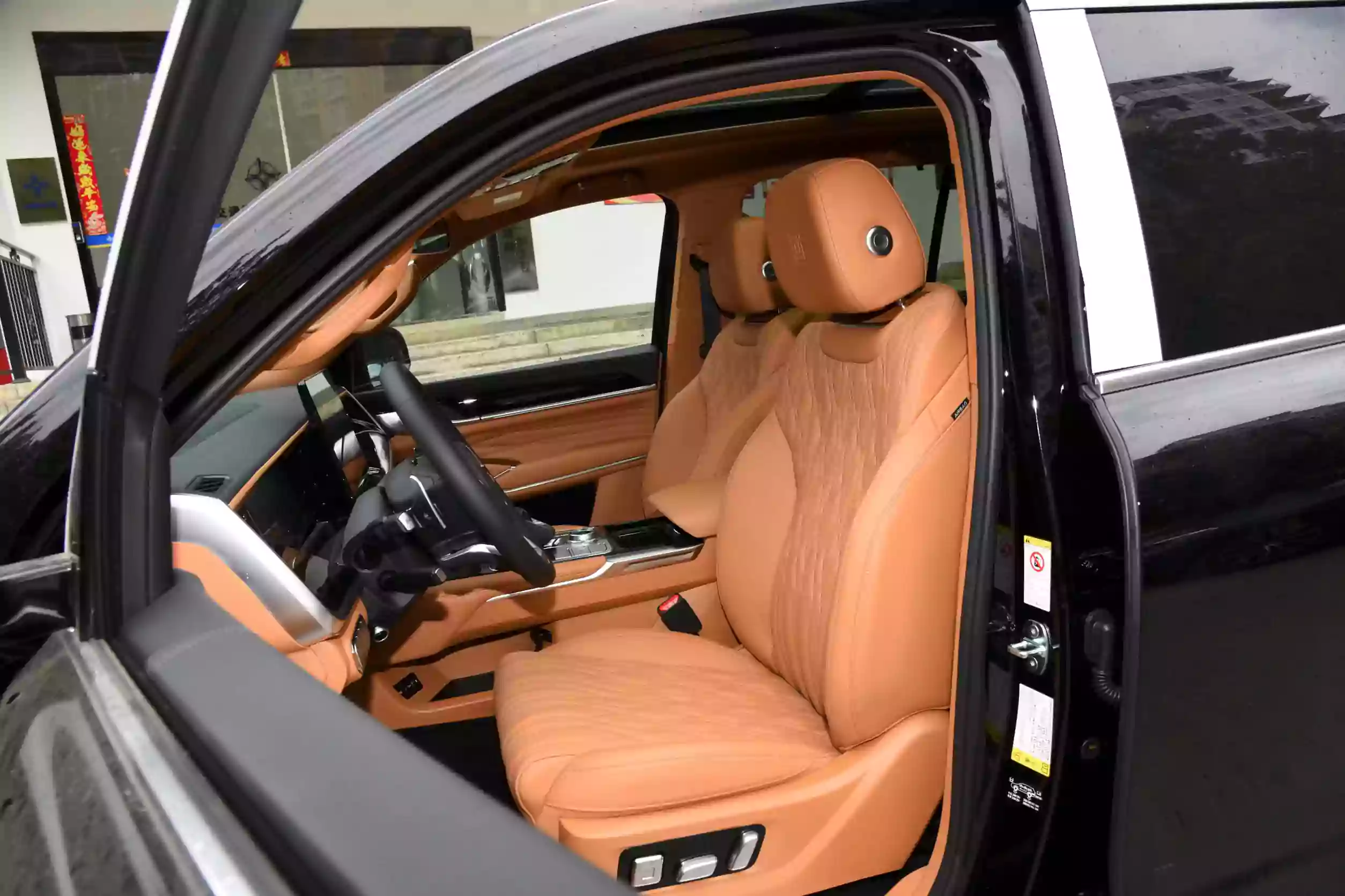 GWM Tank 500 2023 space-1