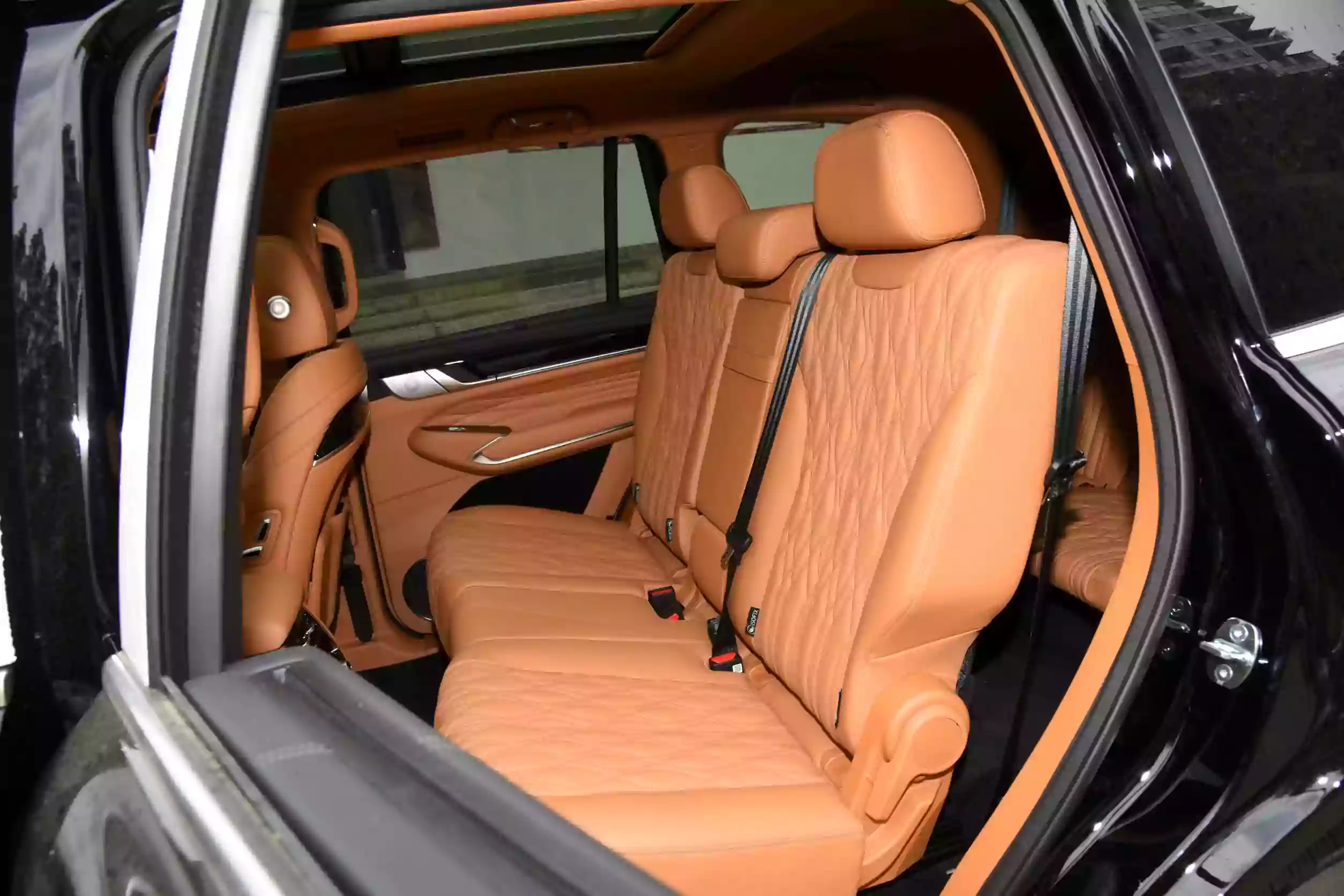 GWM Tank 500 2023 space-2