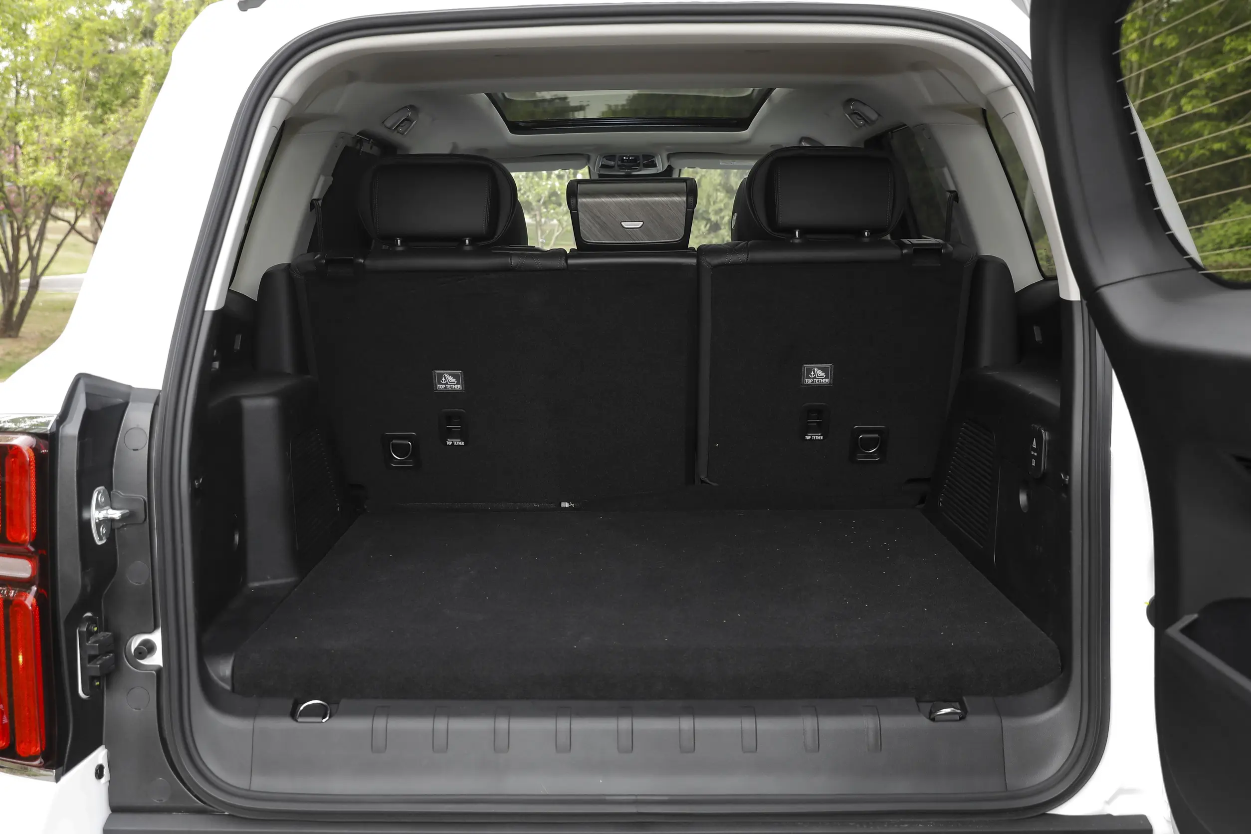 GWM Tank 500 Hi4-T 2023 space-4