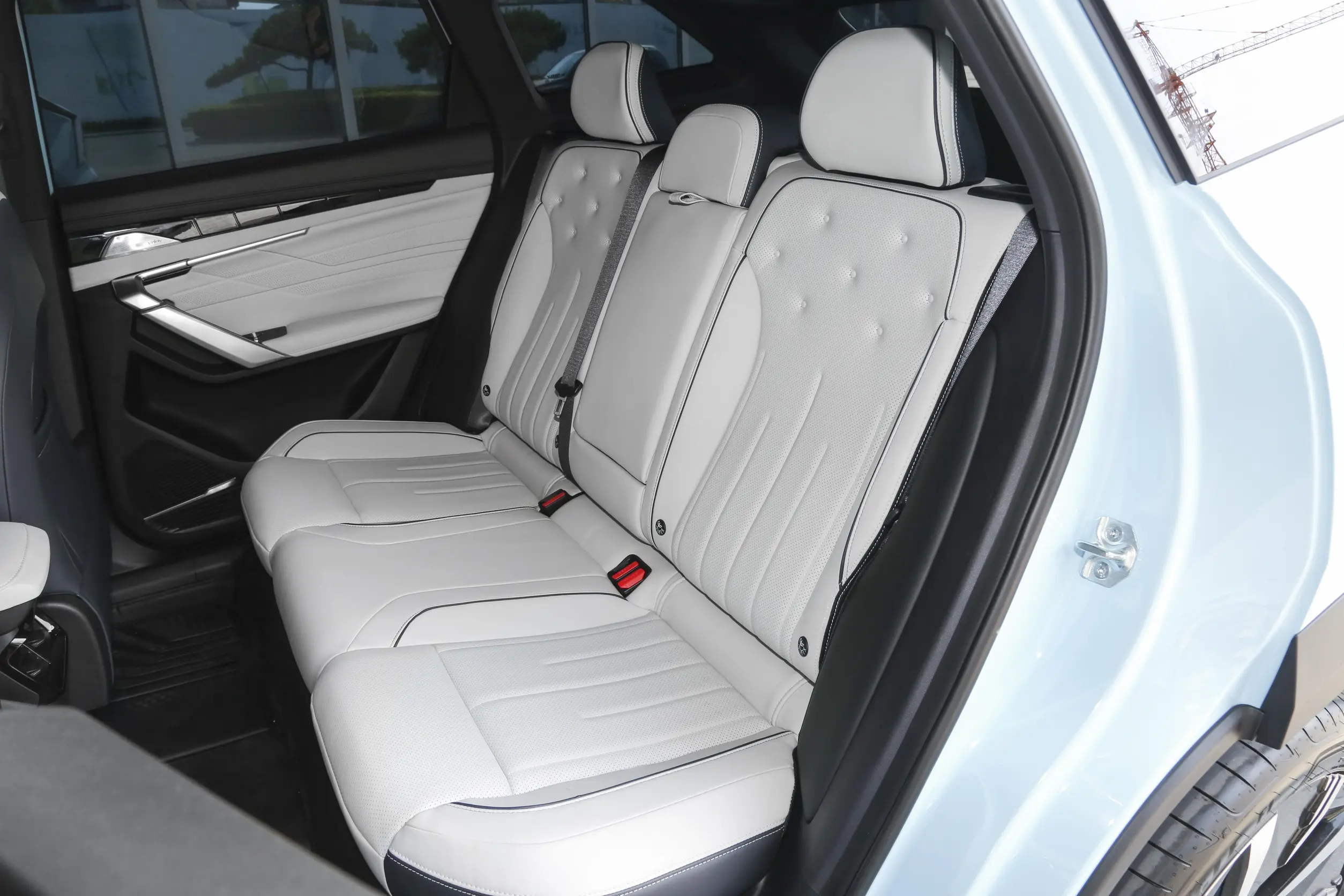 Geely Boyue L 2023 space-2