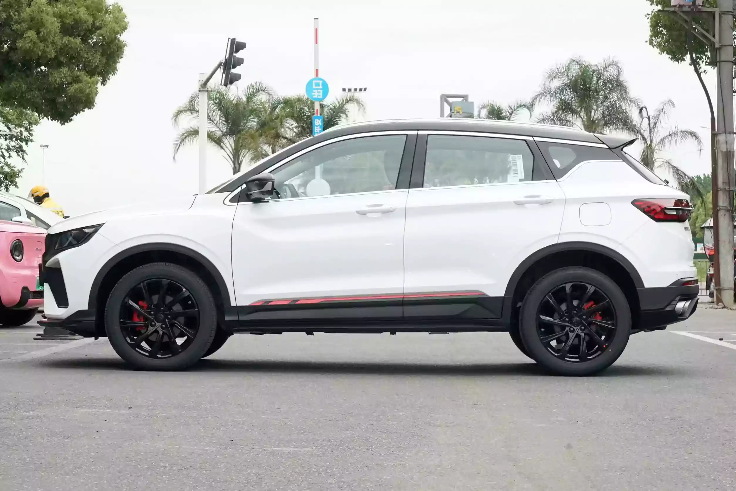 Geely Coolray 2023 appearance-3