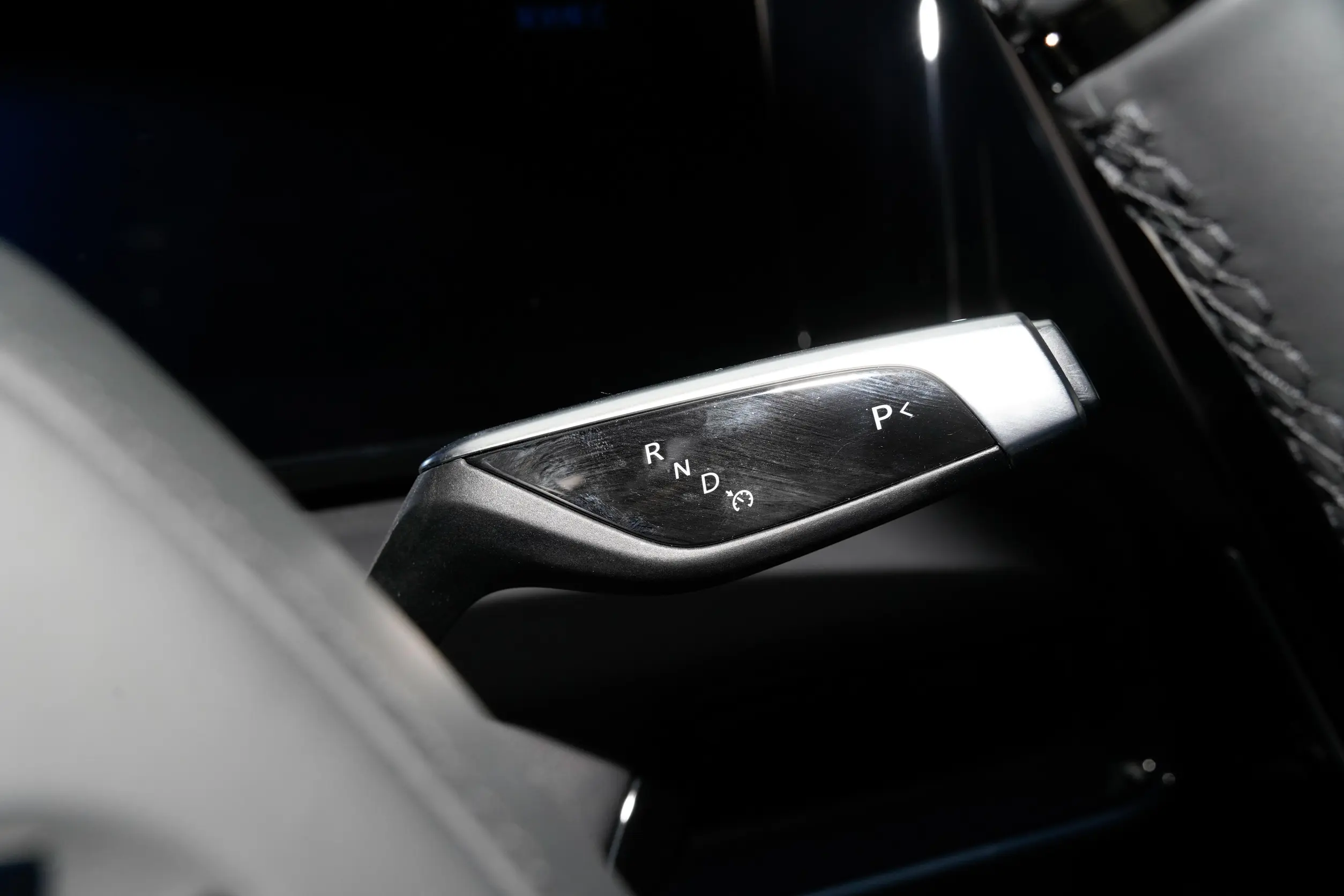 HiPhi X 2022 interior-3