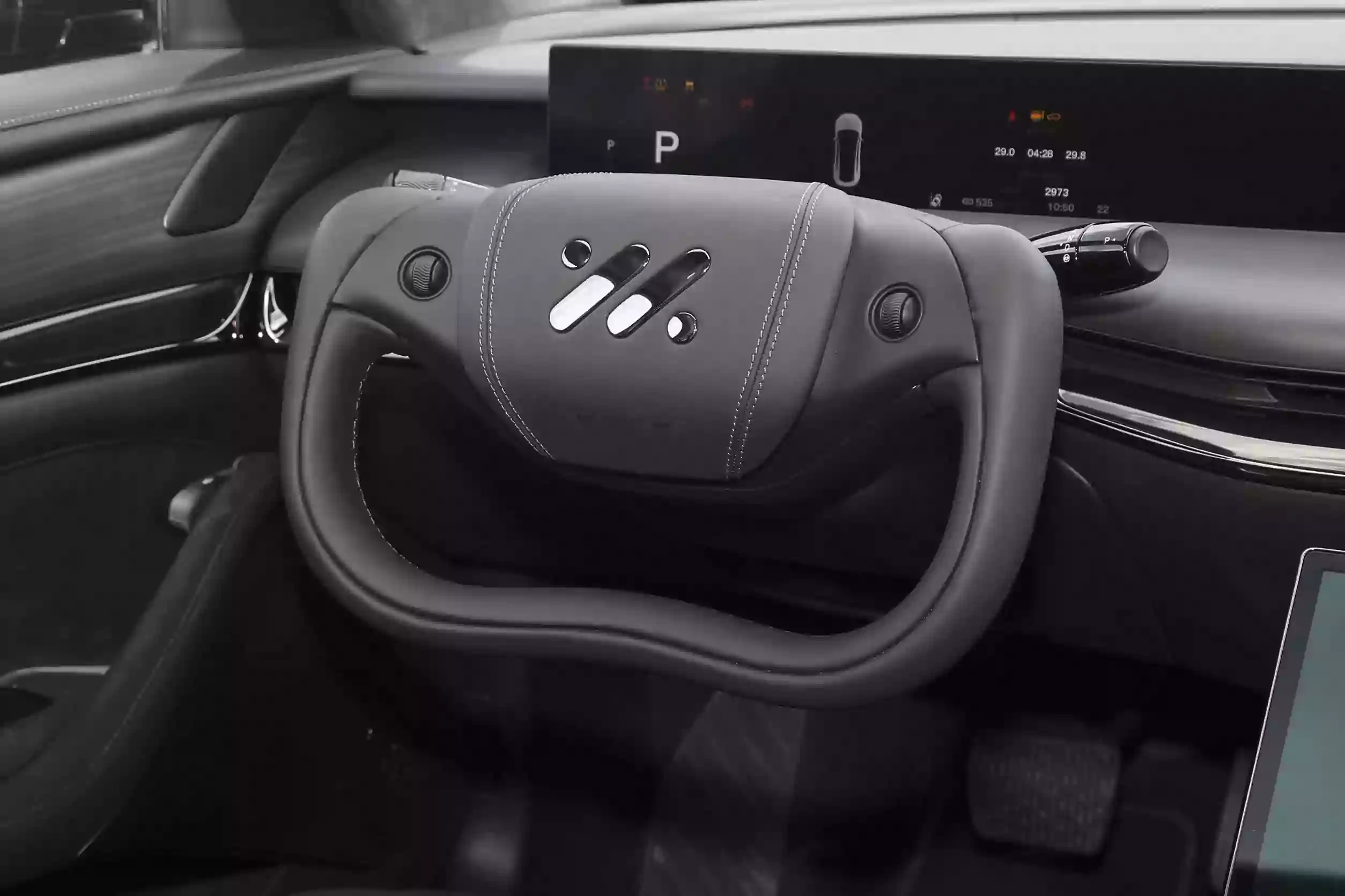 IM Motors L7 2023 interior-2