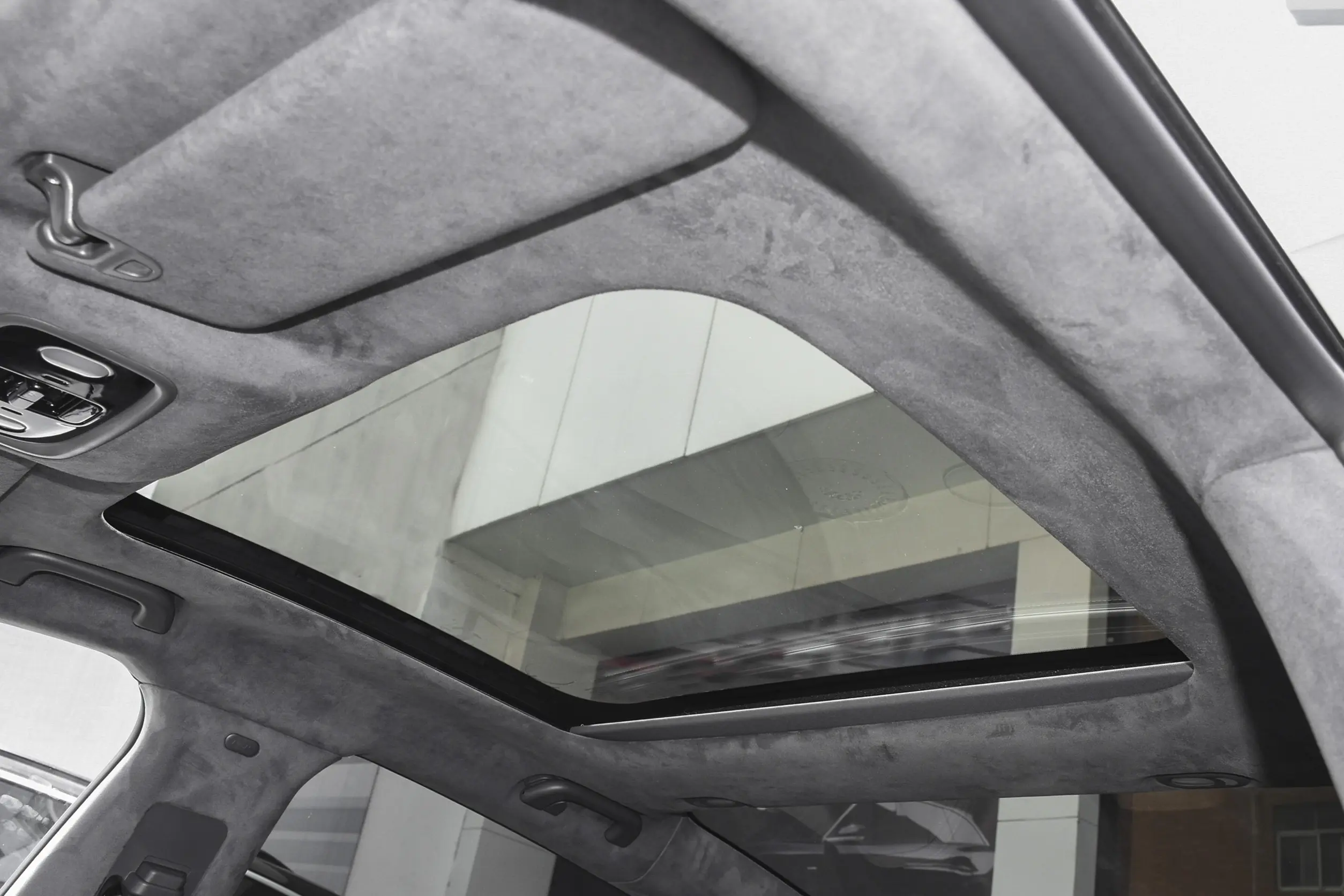 Leapmotor C01 2023 space-3