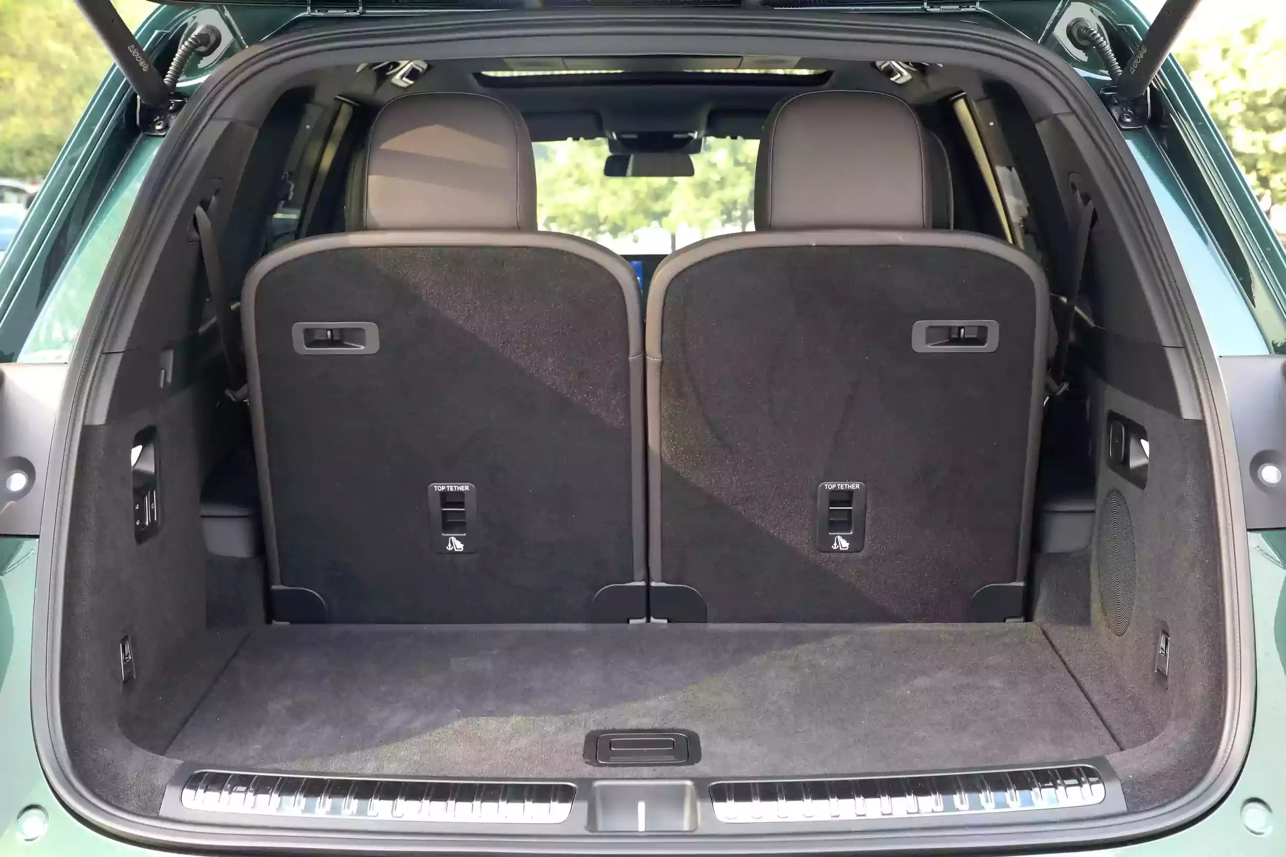 Li Auto L8 2023 space-4