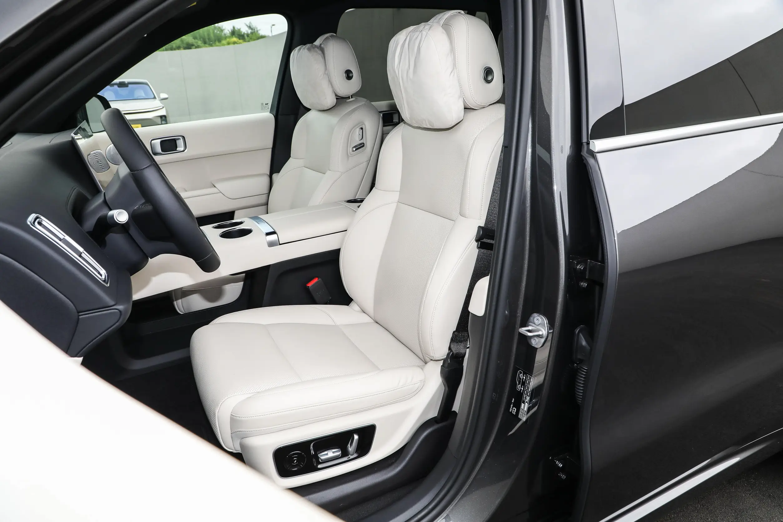 Li Auto L9 2022 space-1