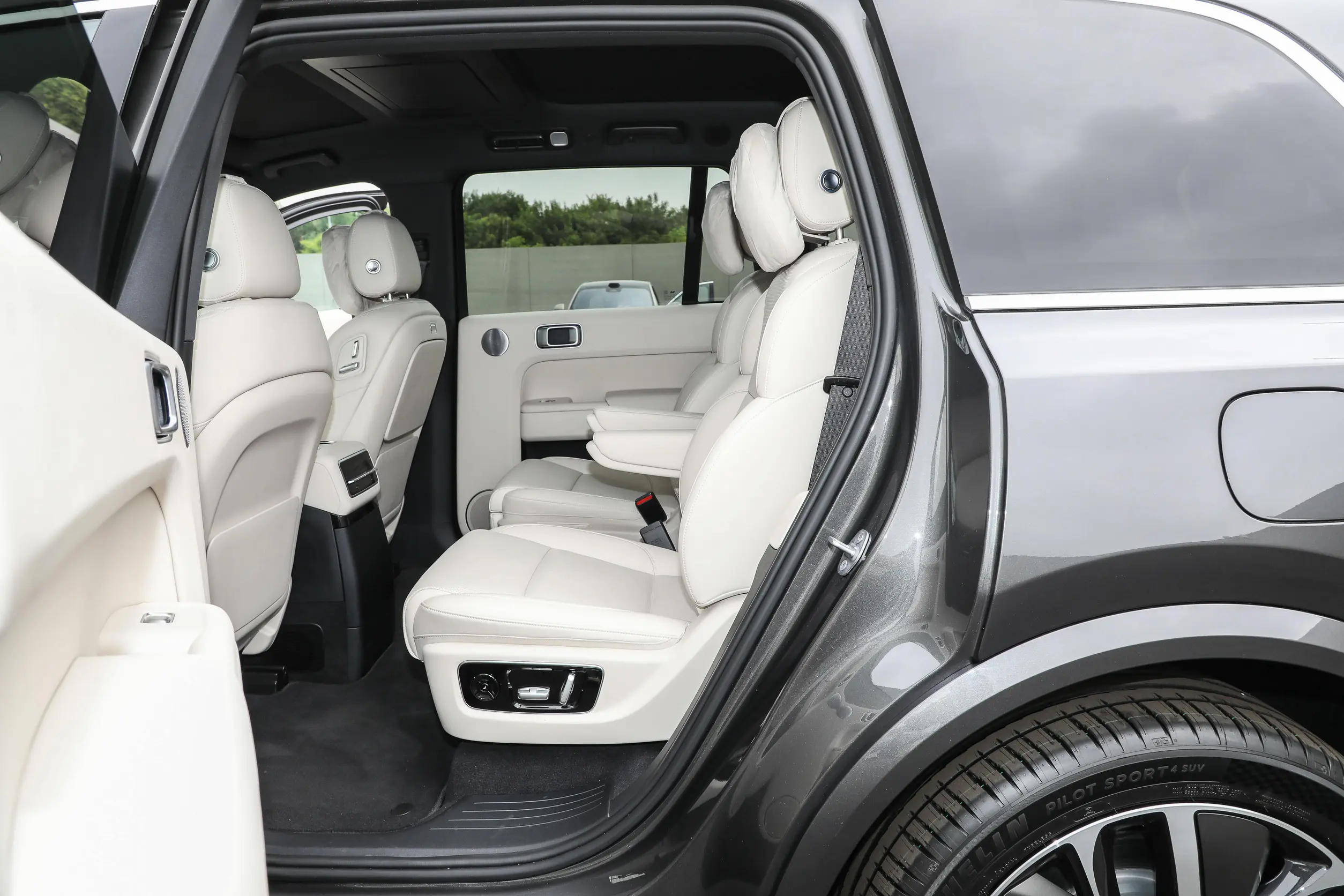 Li Auto L9 2022 space-2