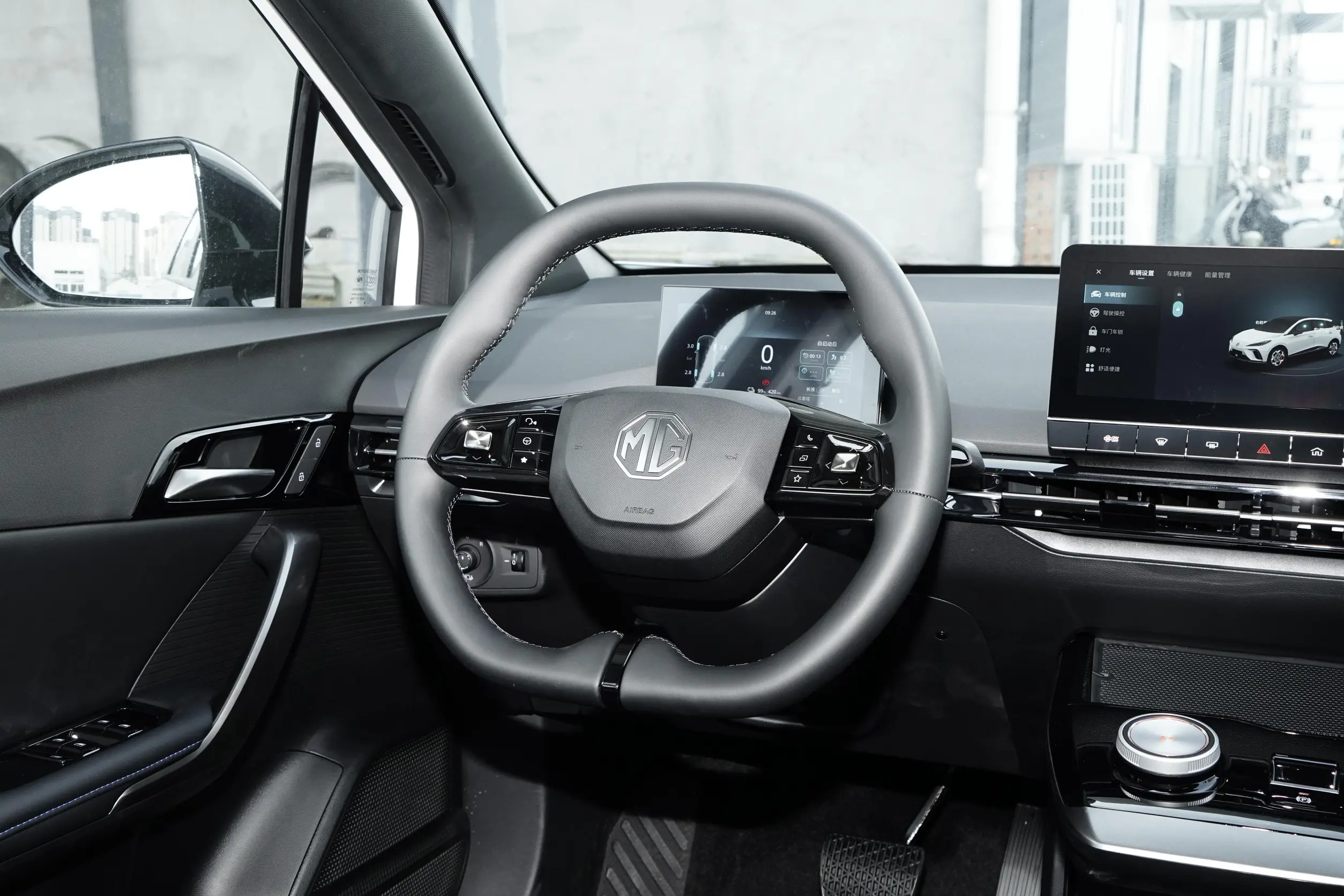 MG MG4 EV 2023 interior-2