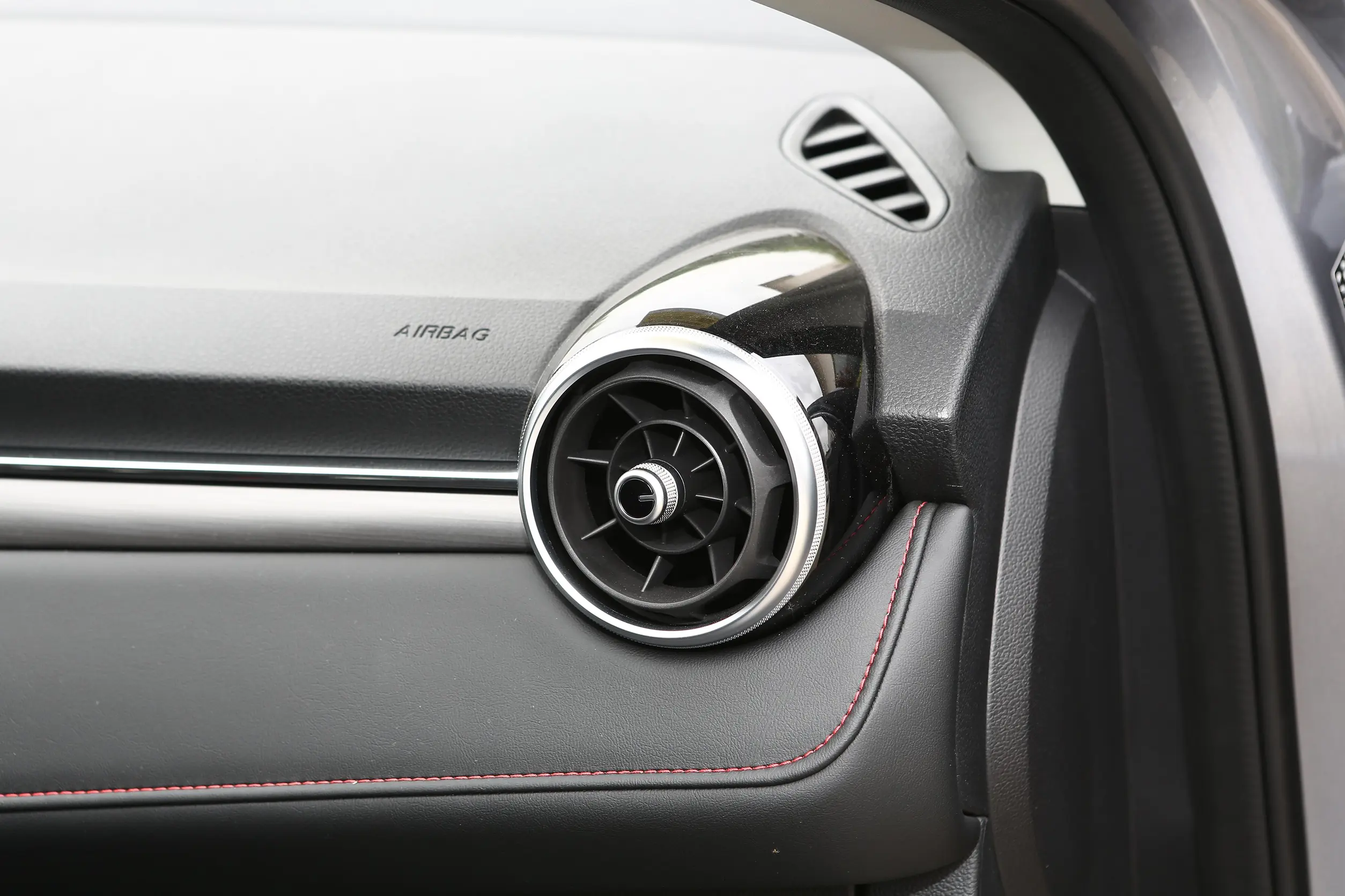 MG MG6 2023 interior-4