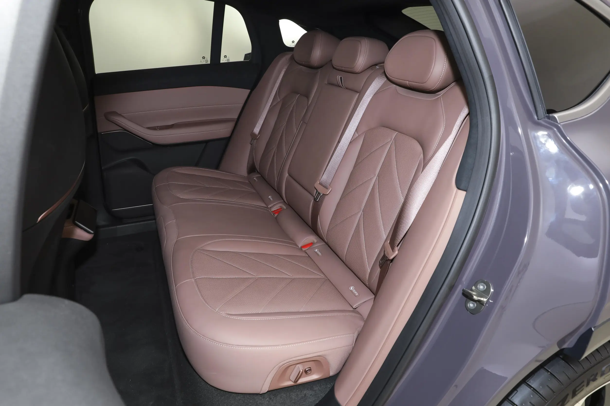 NIO EC6 2023 space-2