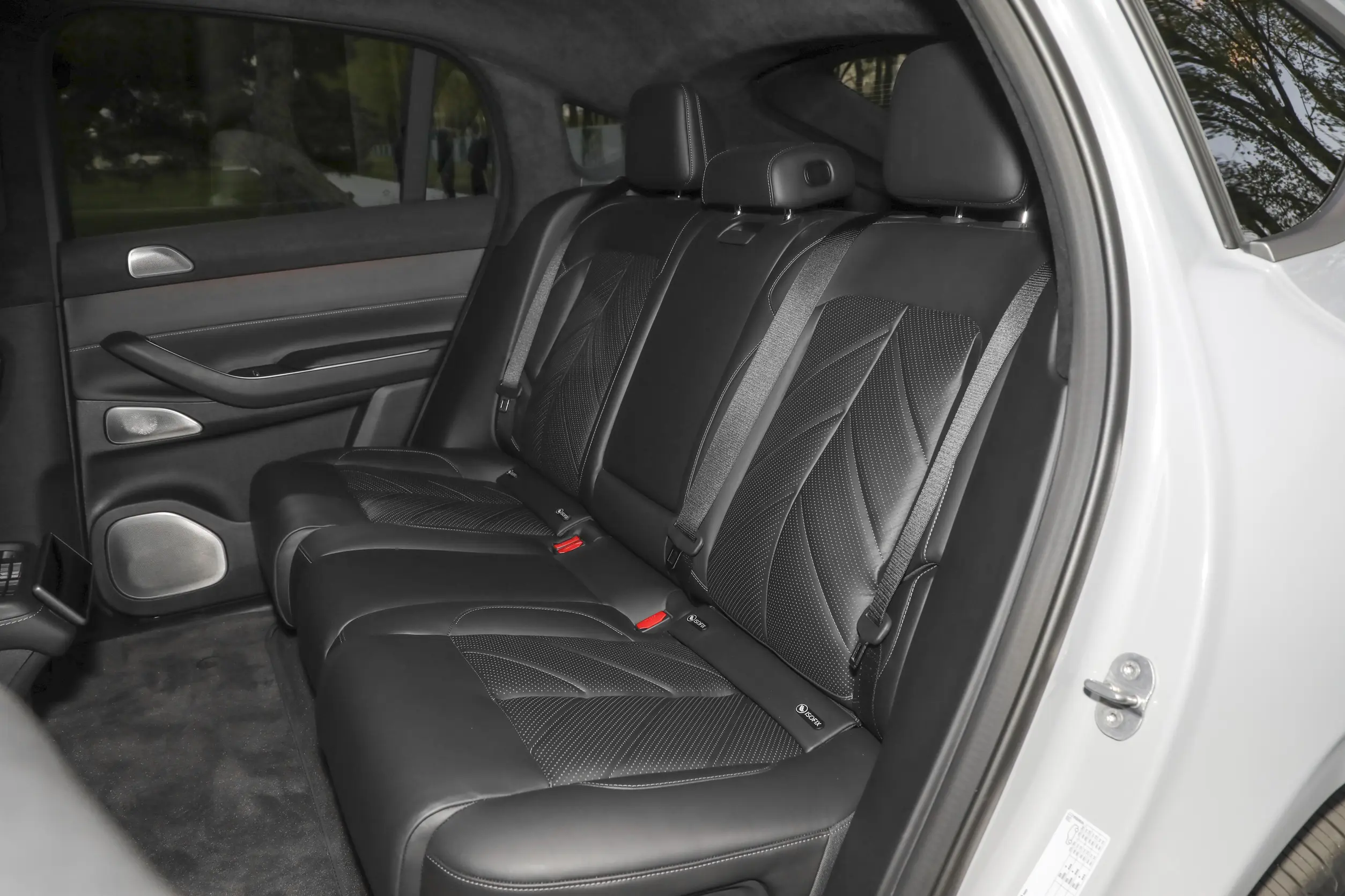 NIO EC7 2023 space-2