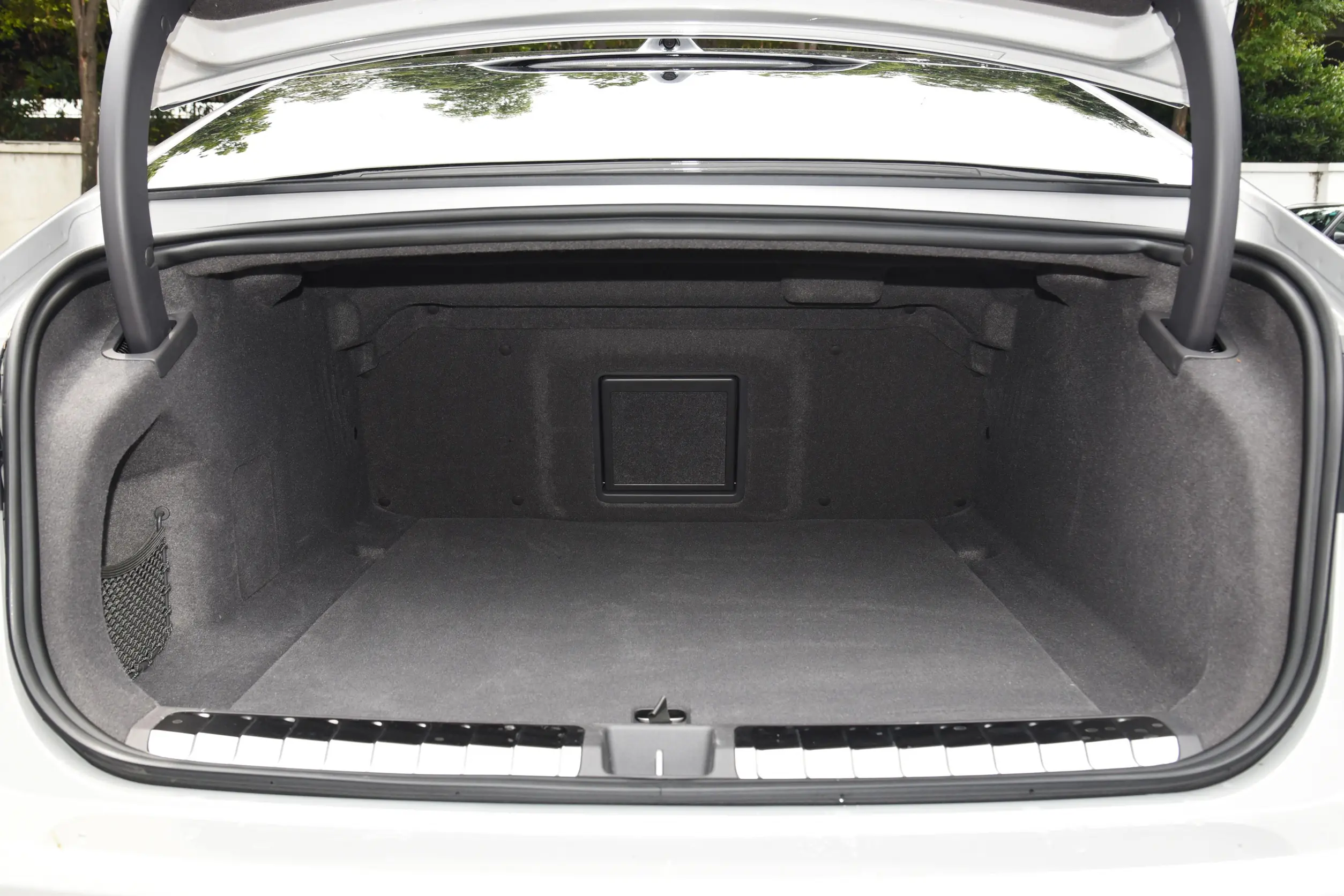 NIO ET7 2023 space-4