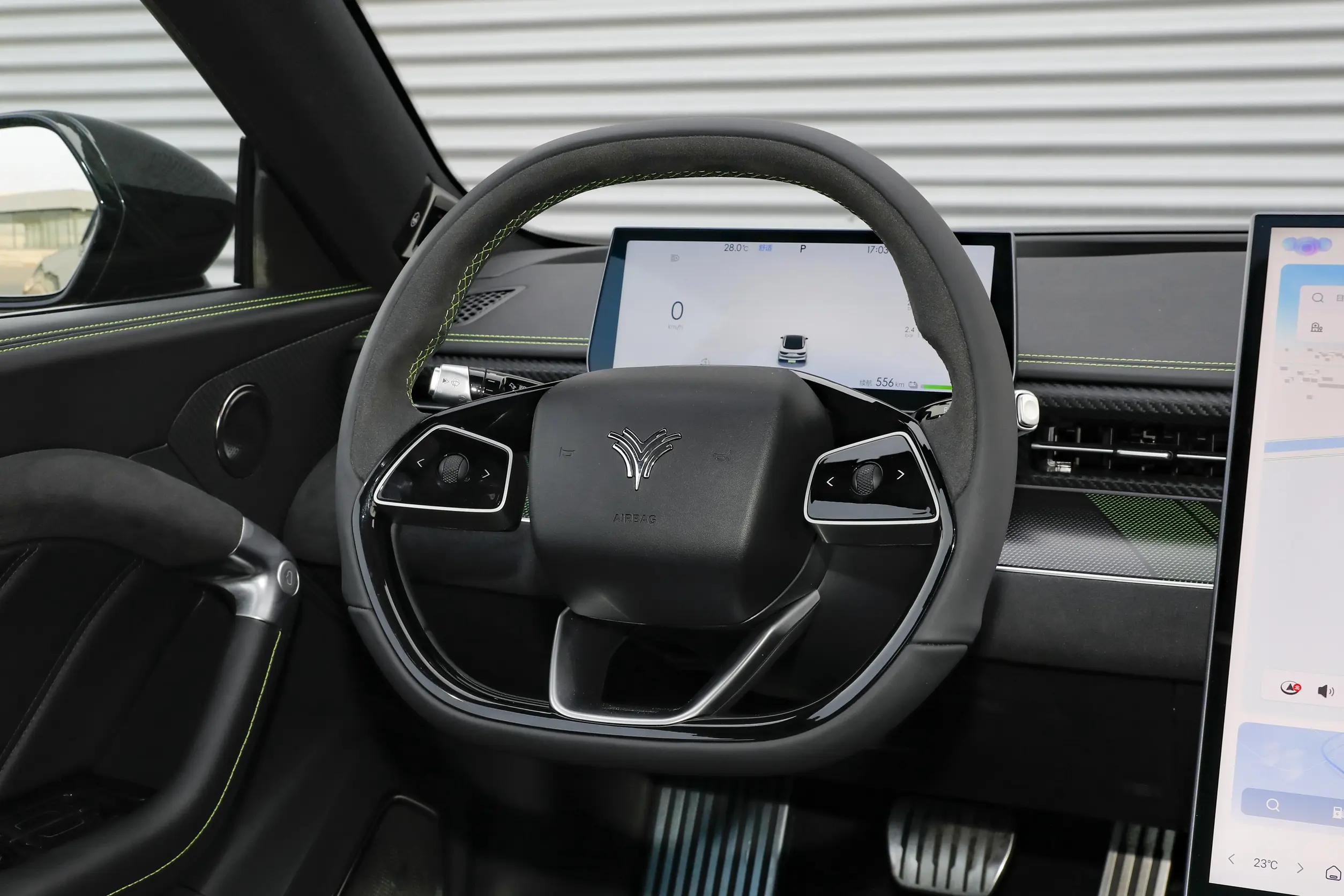 Neta GT 2023 interior-2