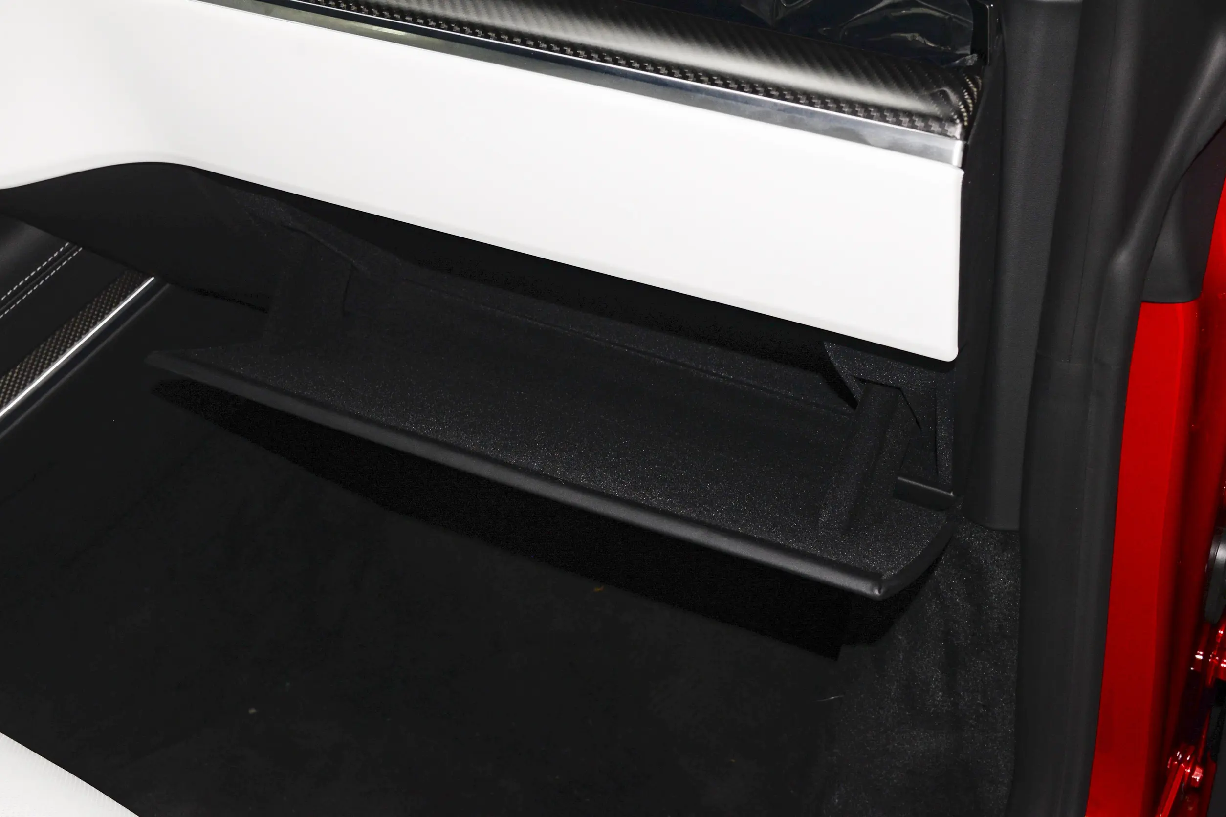 Tesla Model S 2023 interior-4