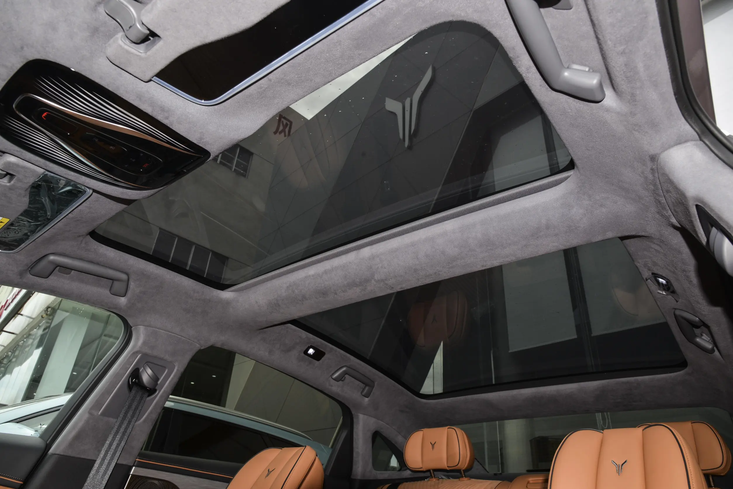 Voyah Passion 2023 space-3