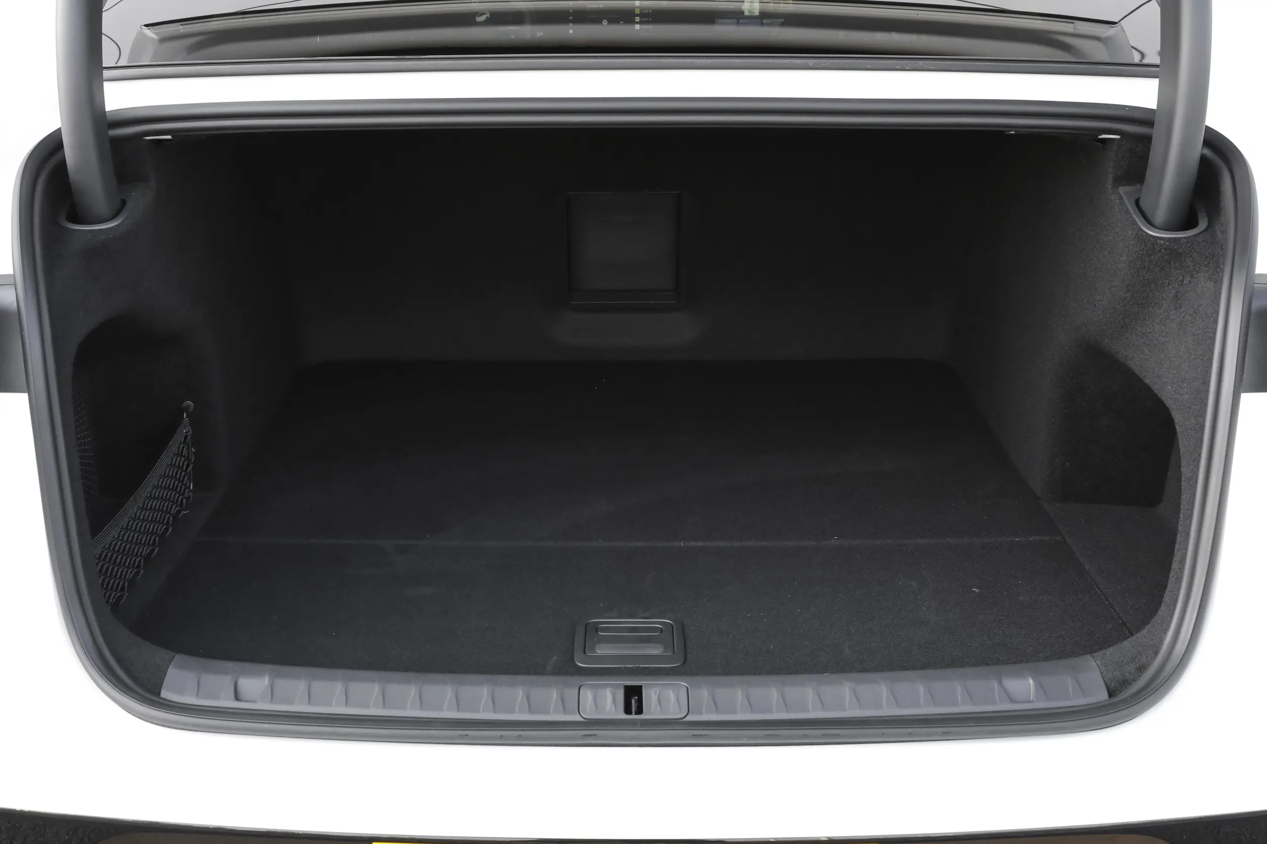 Voyah Passion PHEV 2024 space-4