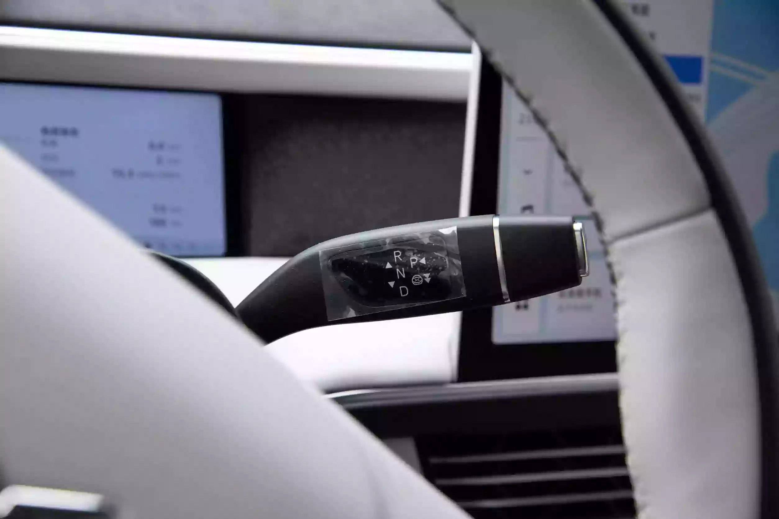 Xpeng G6 2023 interior-3