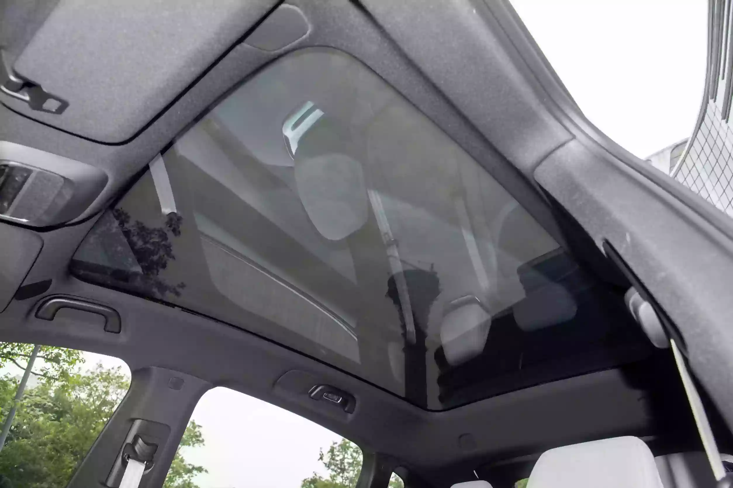 Xpeng G6 2023 space-3