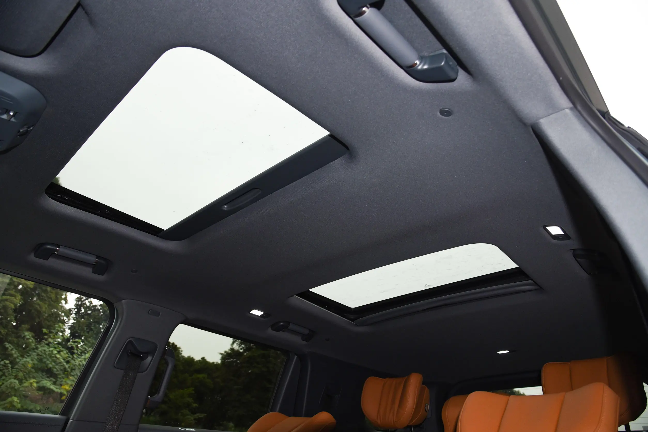 M-Hero 917 REEV 2023 space-3