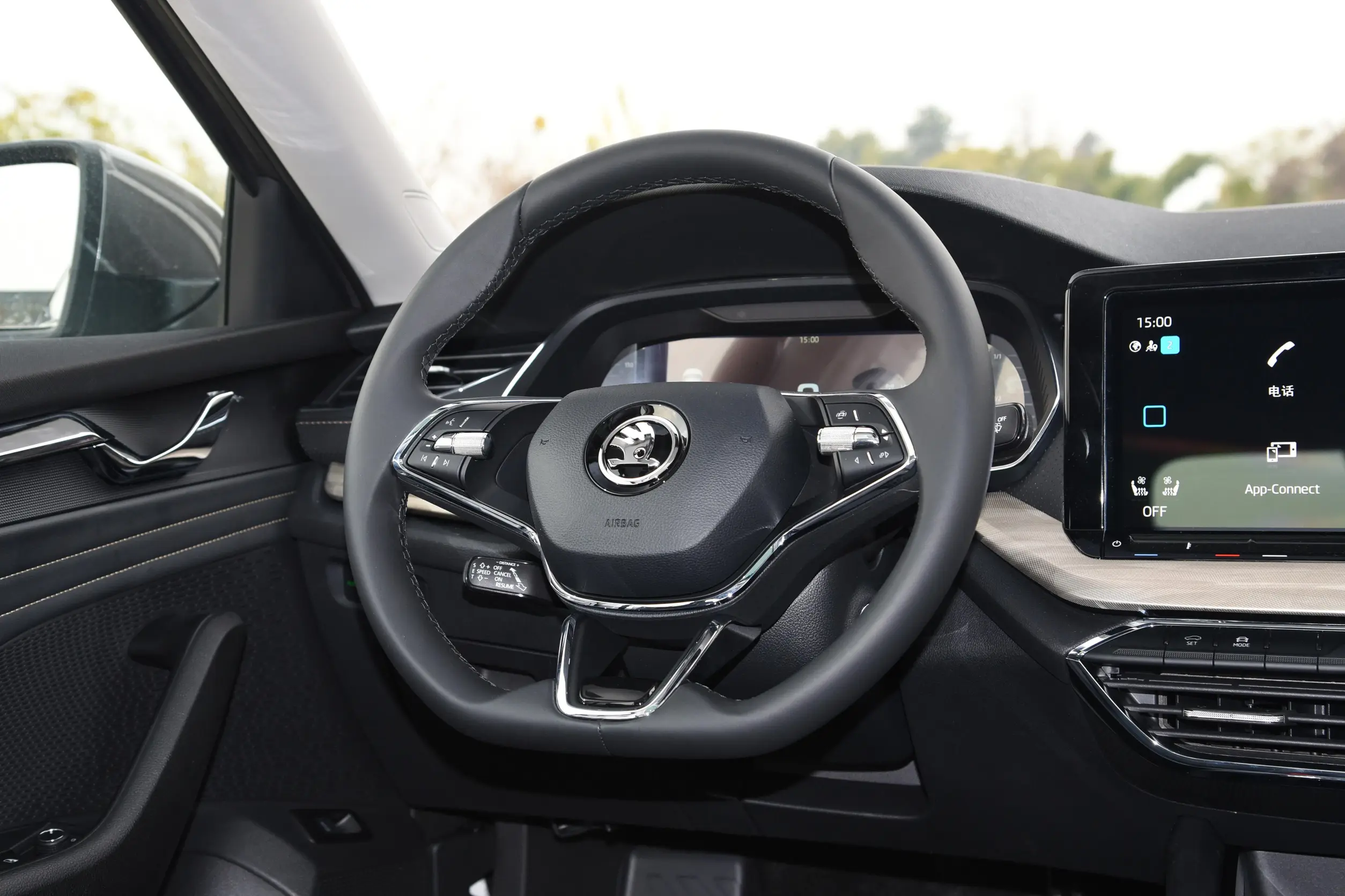 Škoda Octavia 2024 interior-2
