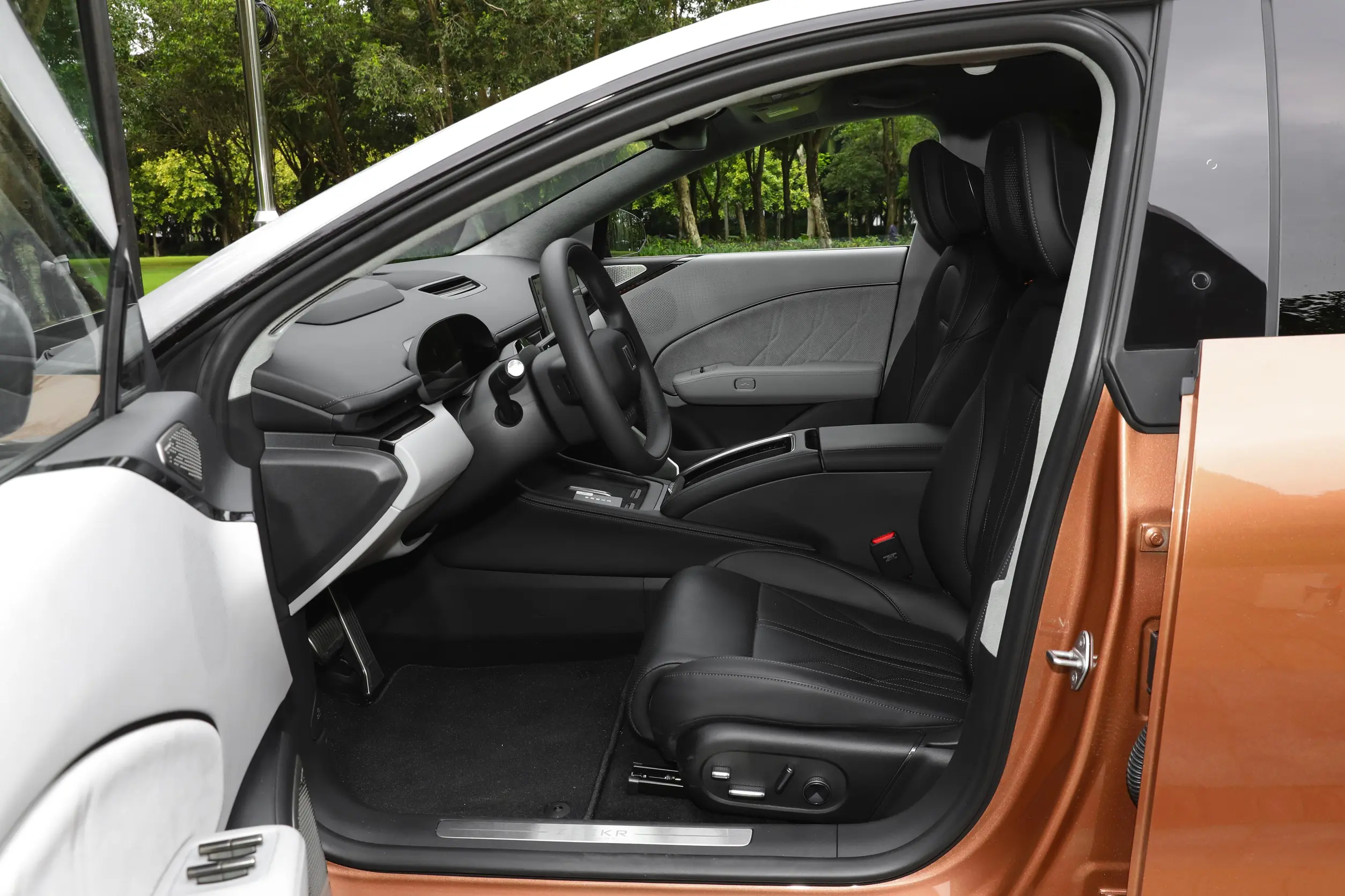 Zeekr 007 2024 space-1