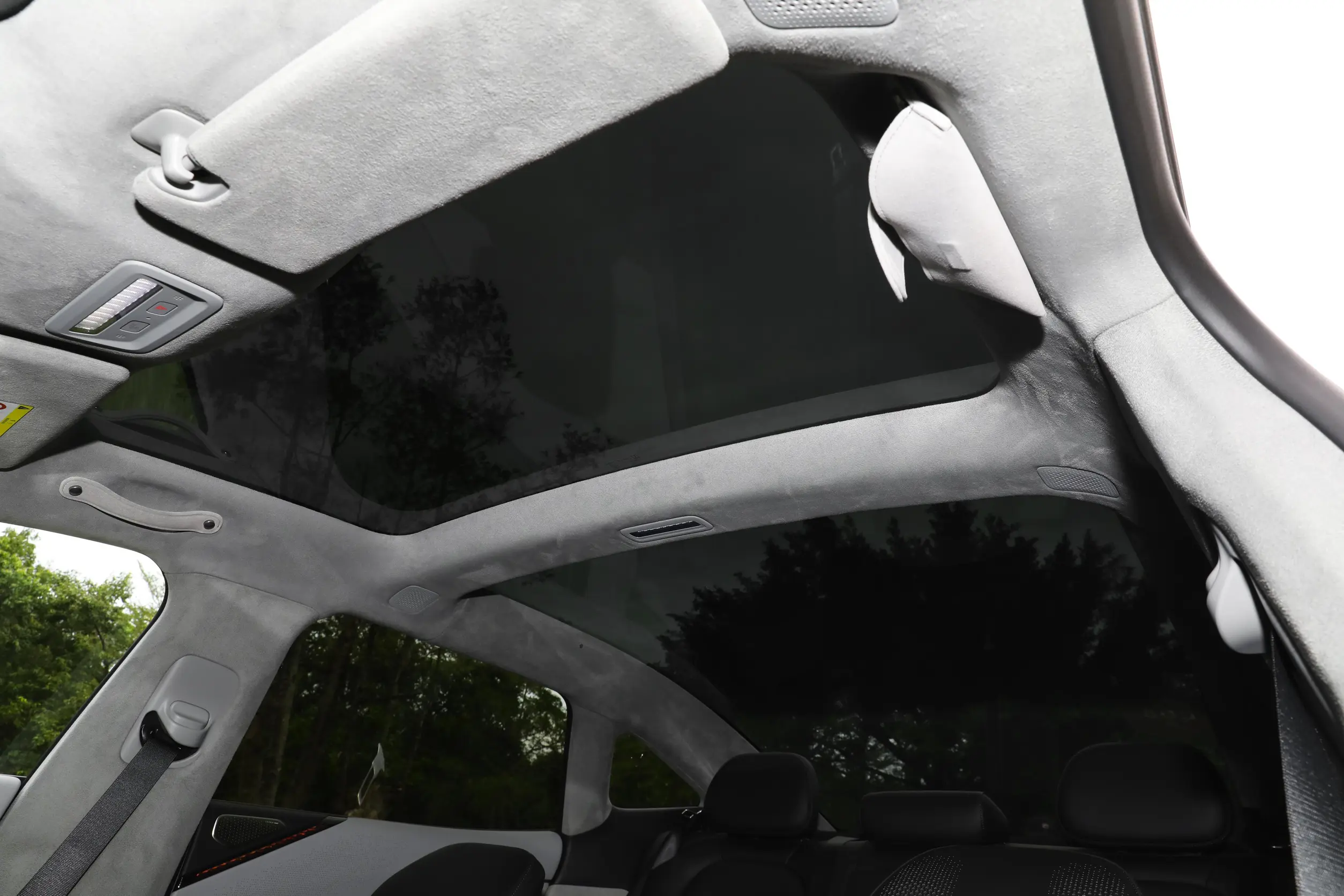 Zeekr 007 2024 space-3