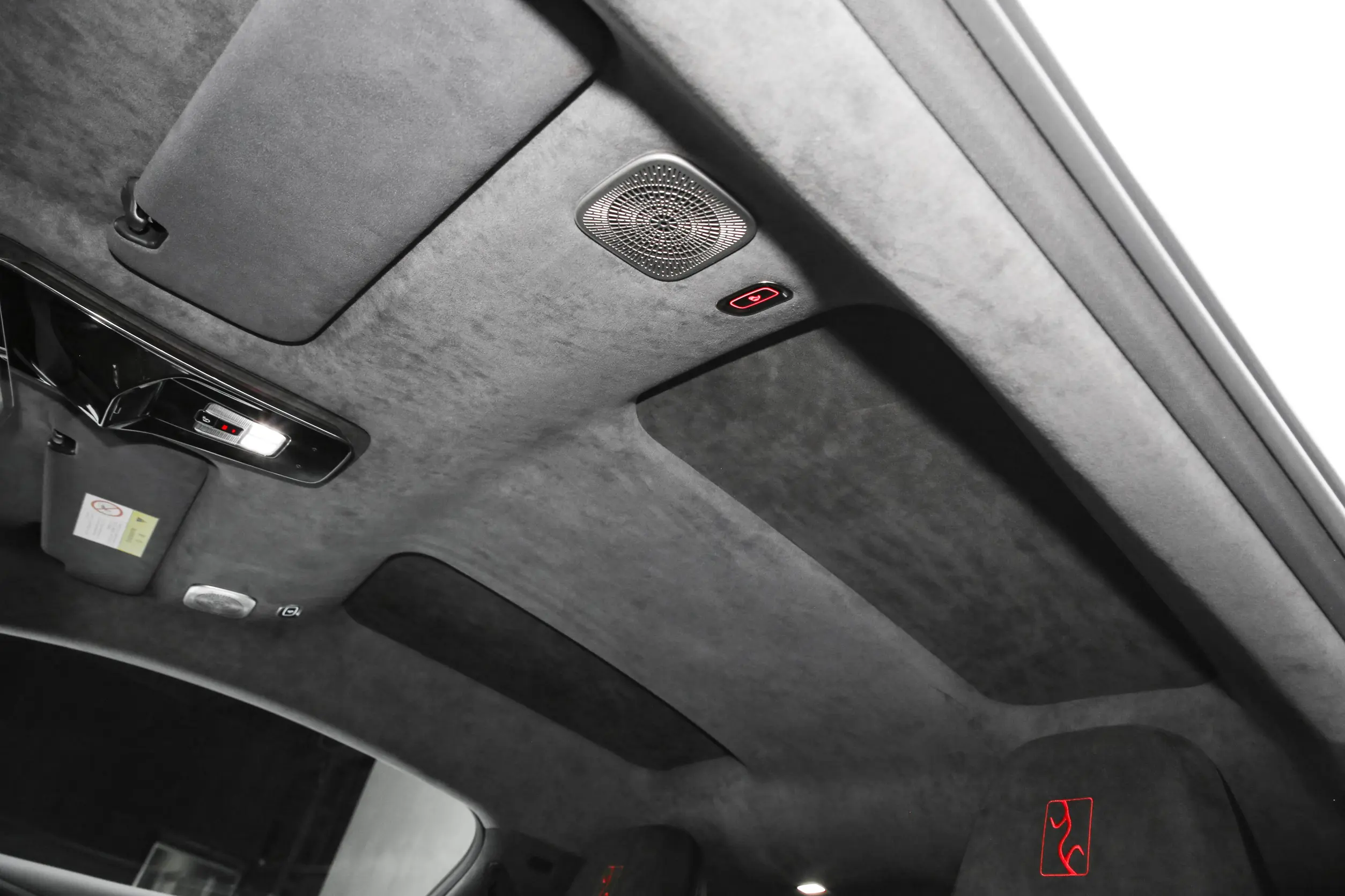 BYD Yangwang U9 space-3