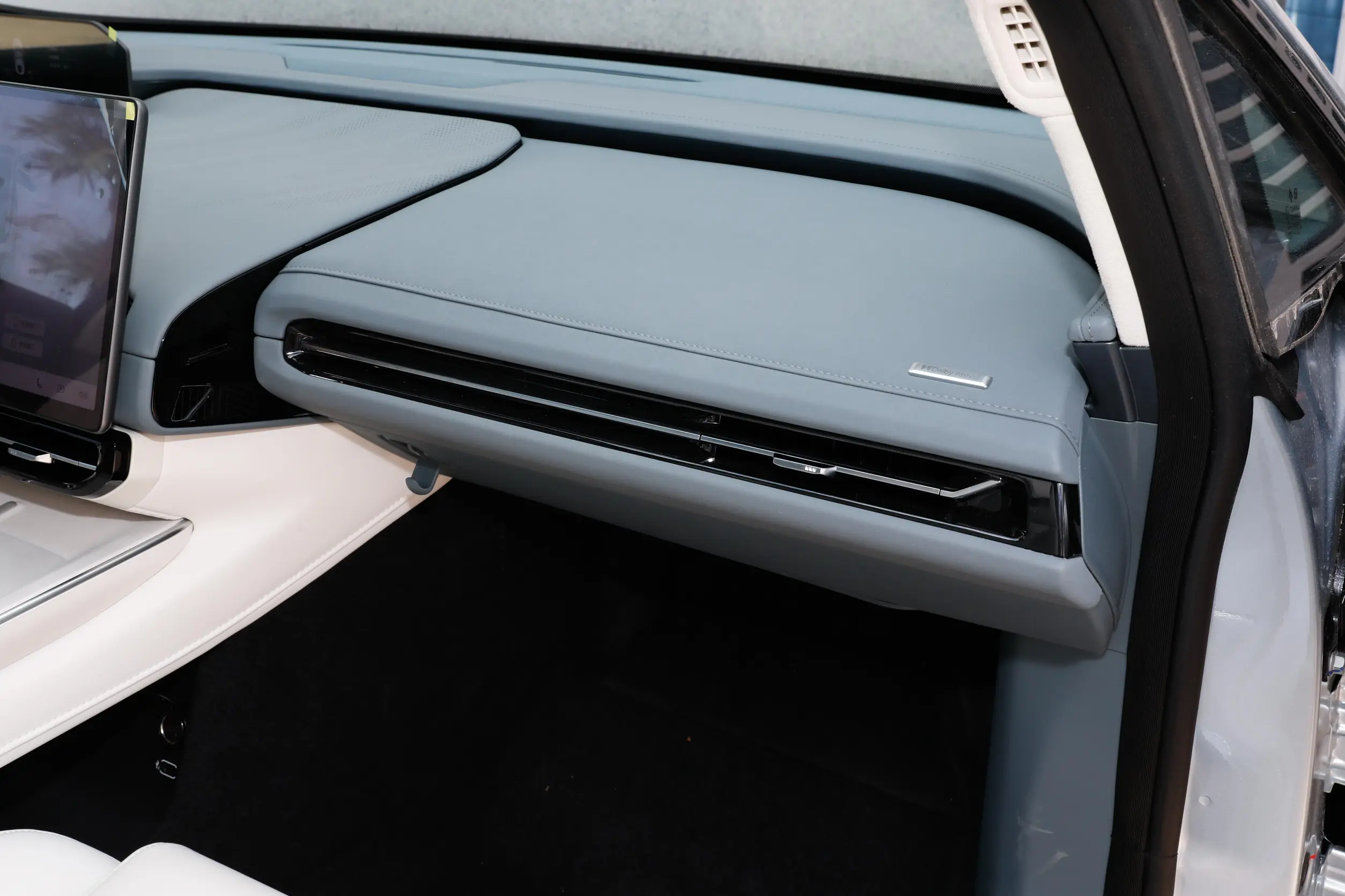 Hyper GT 2024 interior-4