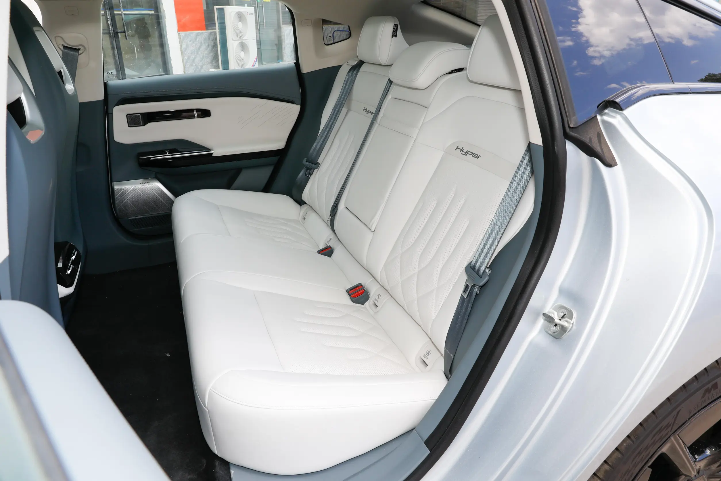 Hyper GT 2024 space-2