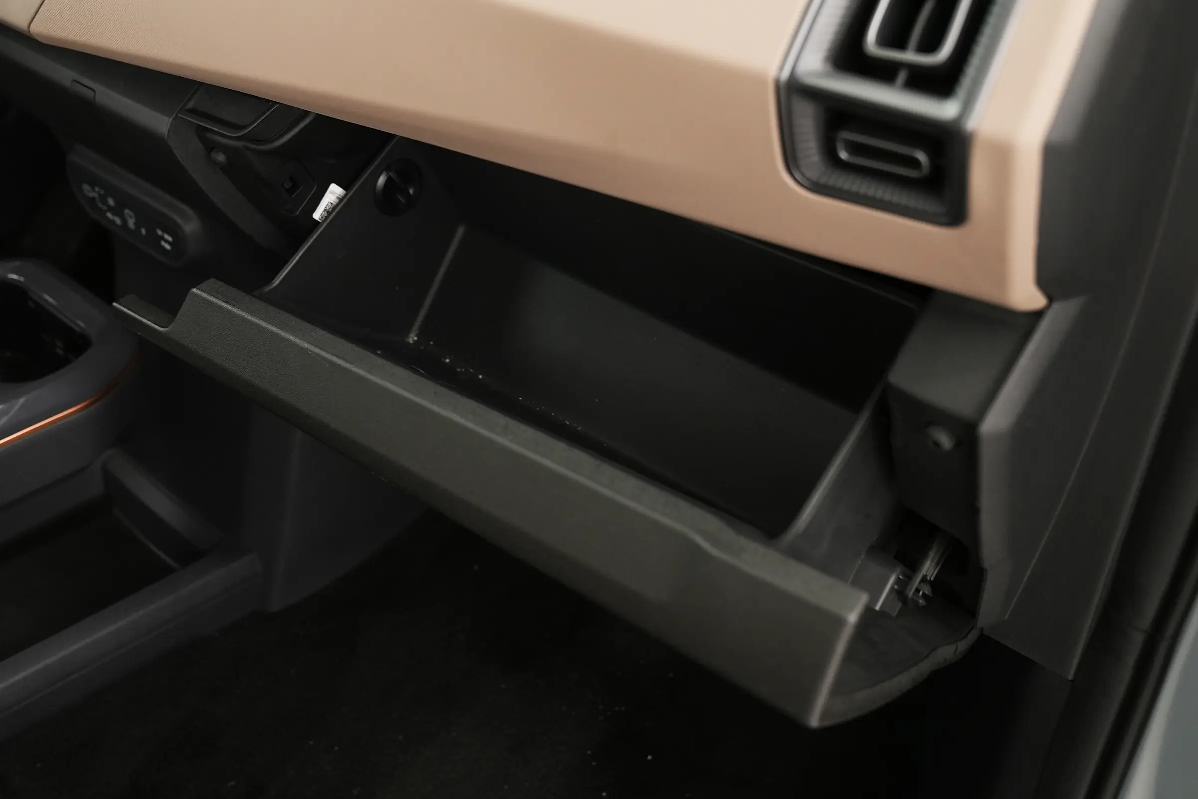 Kia EV5 2024 interior-4