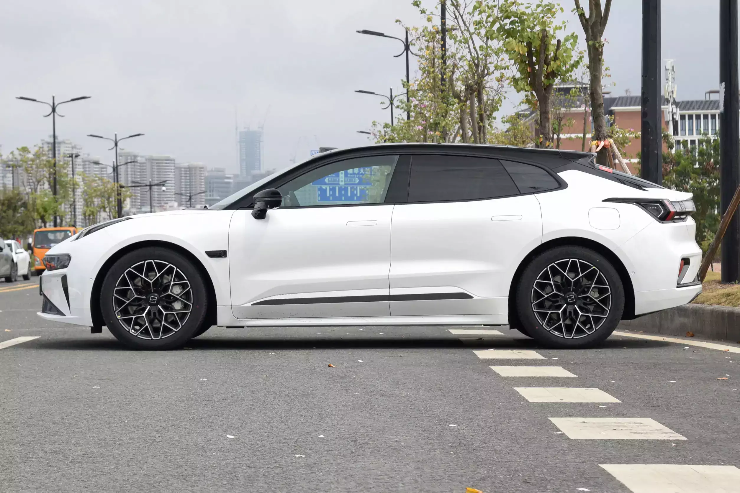 Zeekr 001 2024 appearance-3