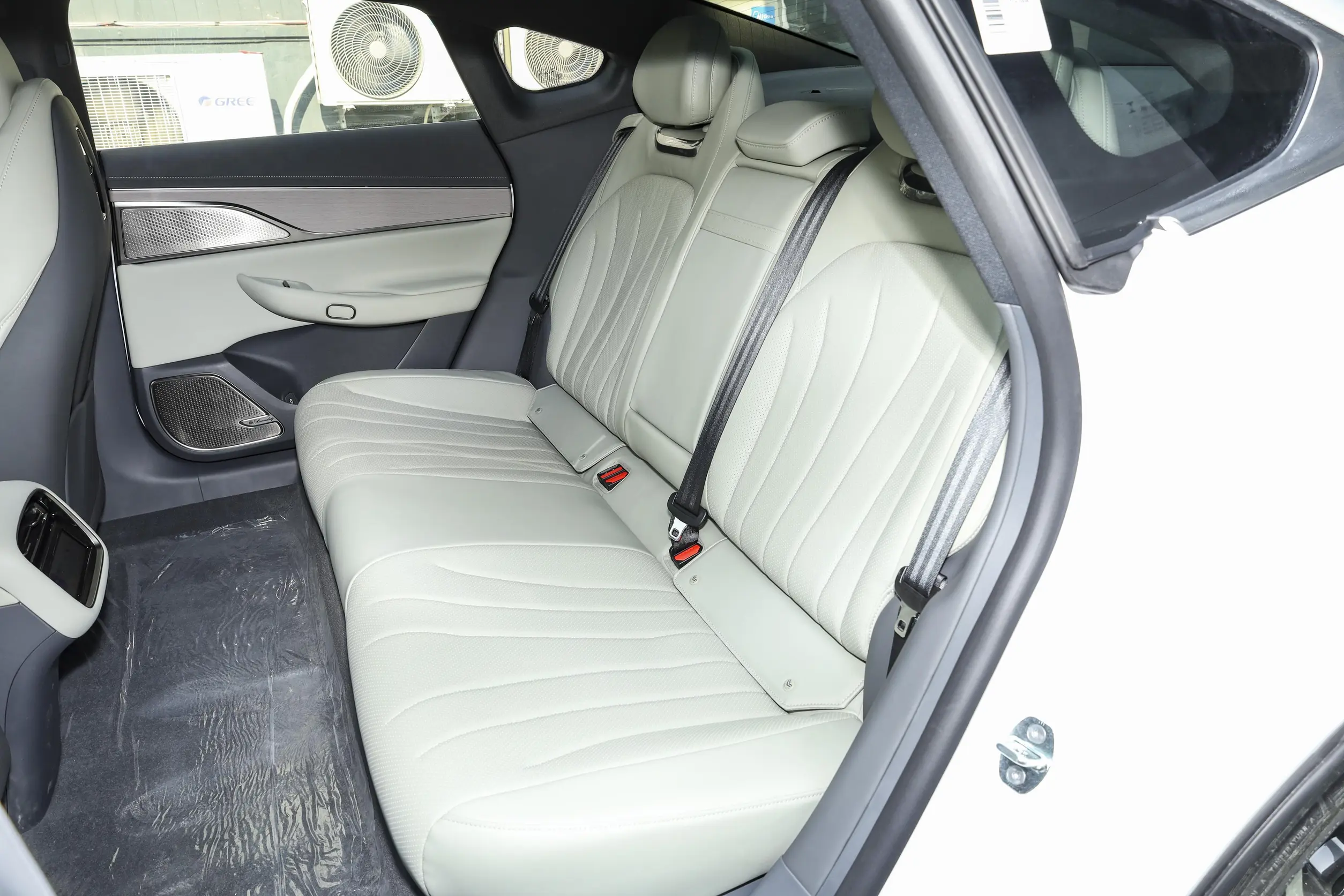 EXEED Sterra ES 2024 space-2