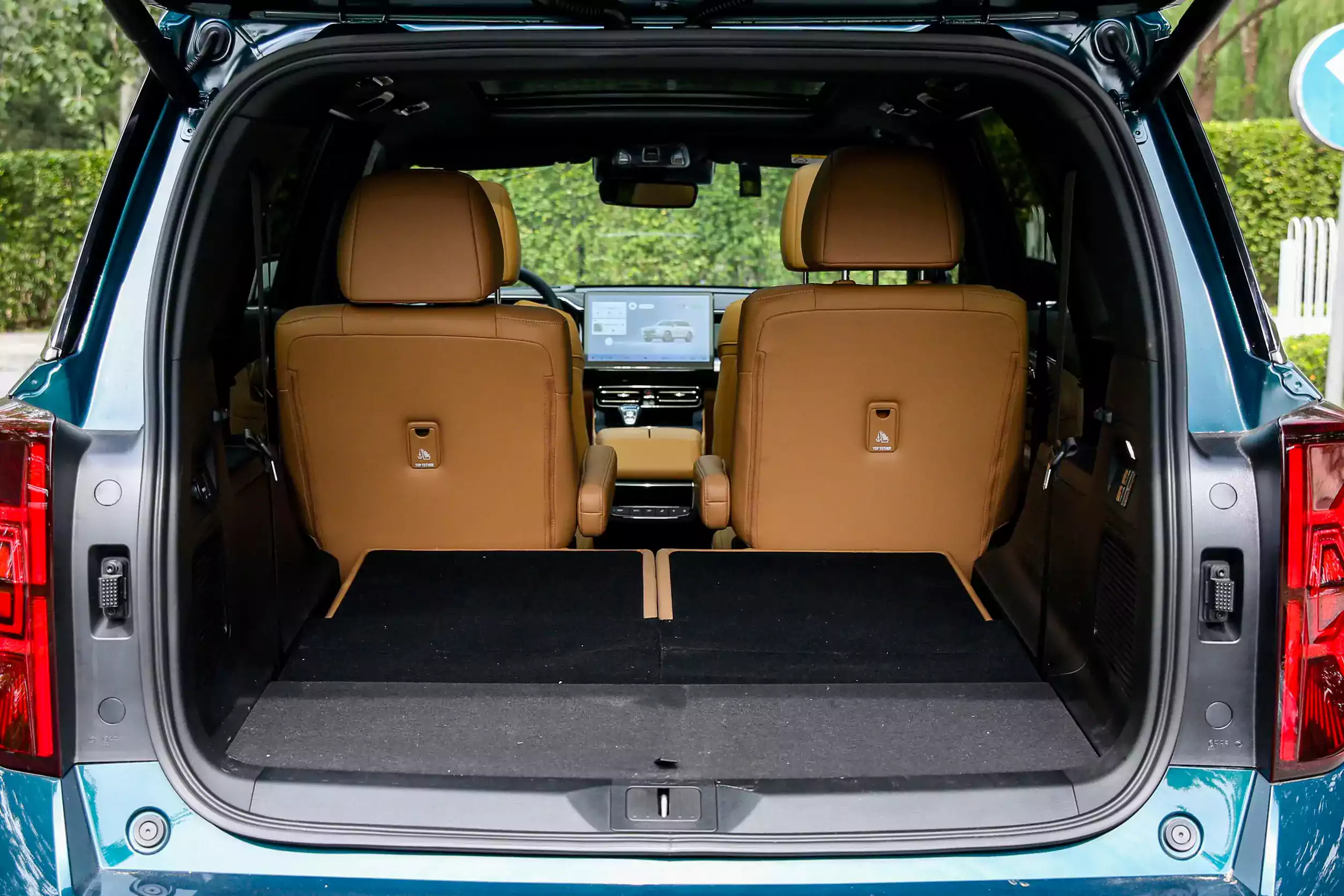 GAC Trumpchi ES9 PHEV 2024 space-4